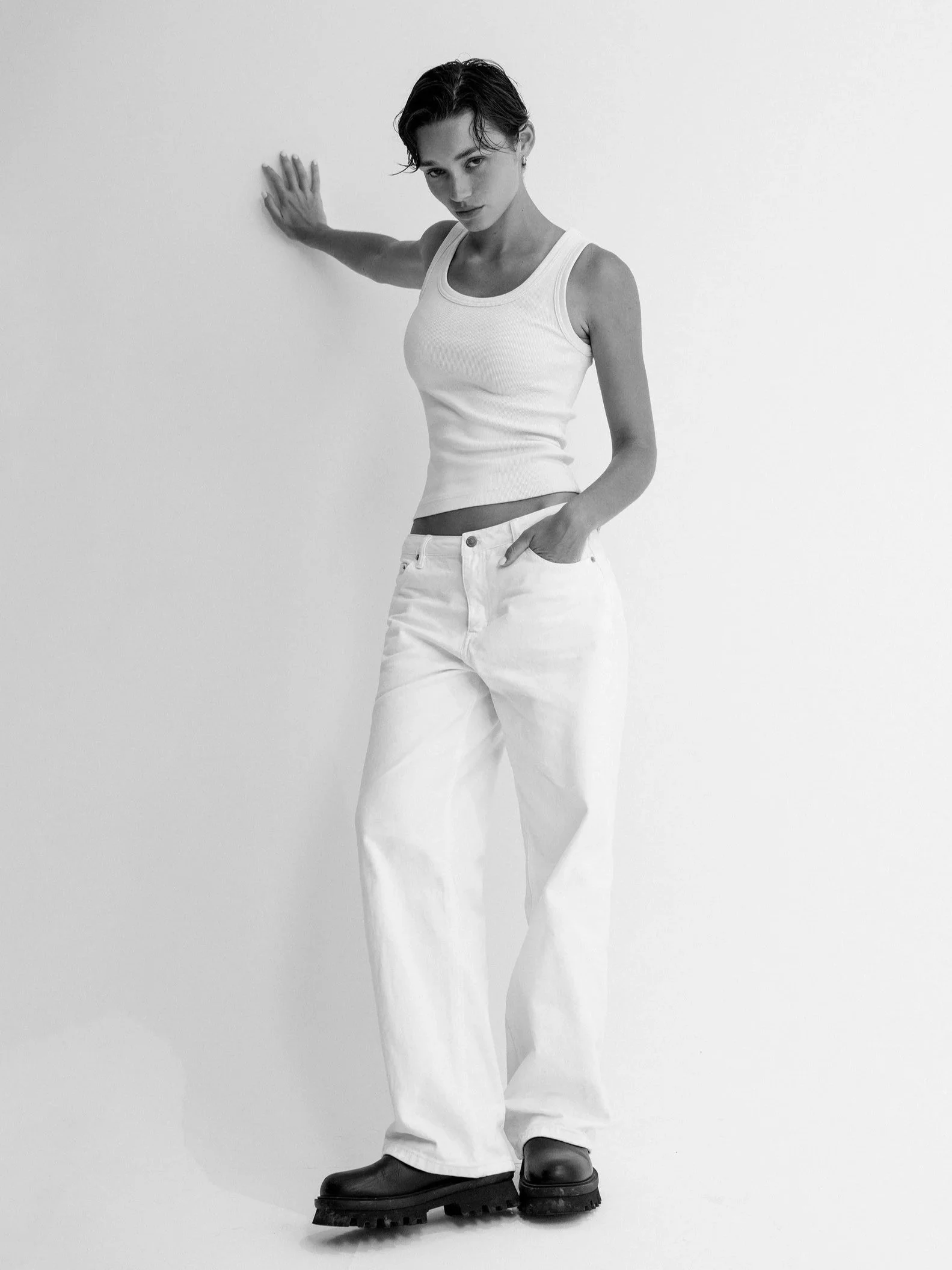 MIA BROWN by Evan Xiao