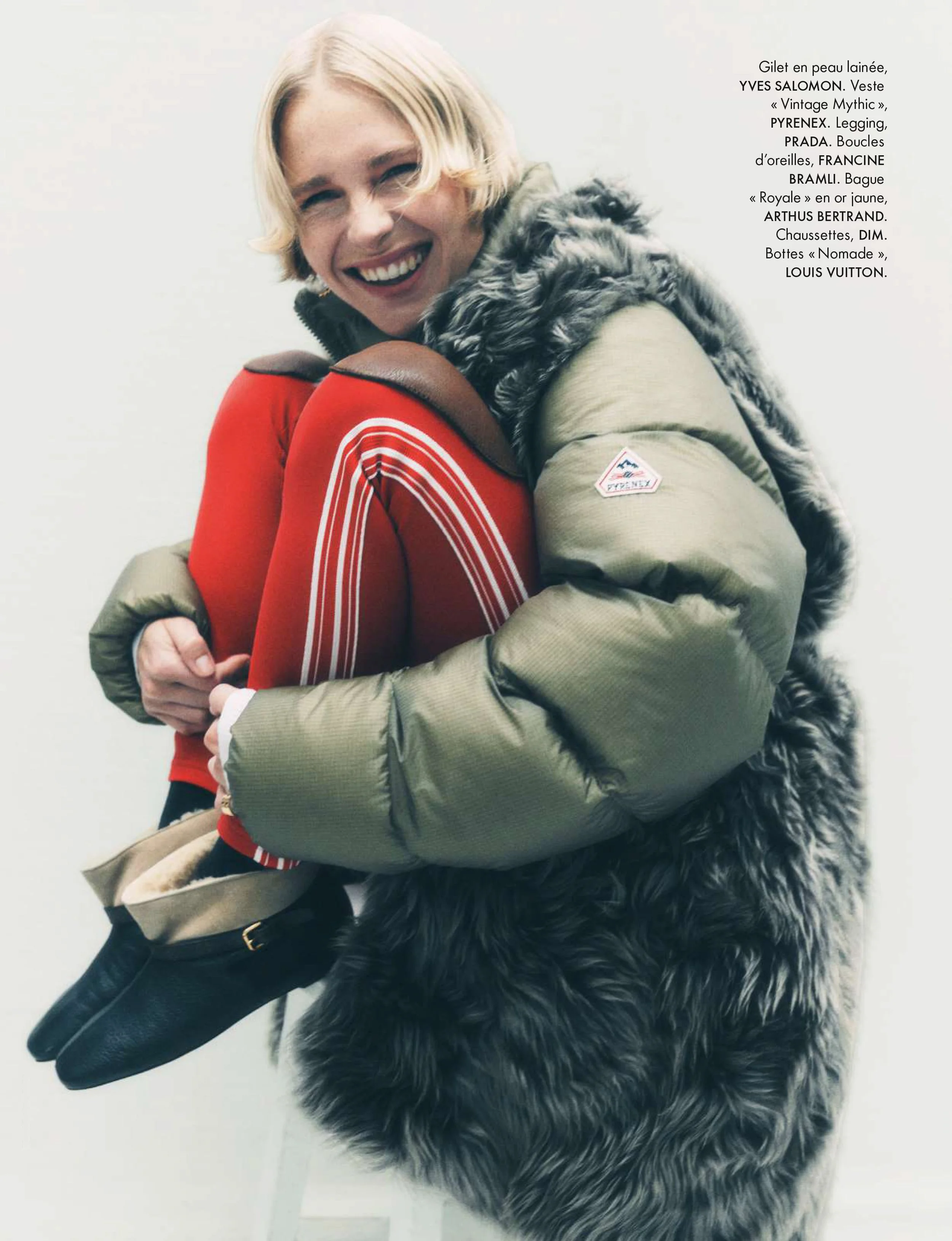 elle_fr1225_08.jpg