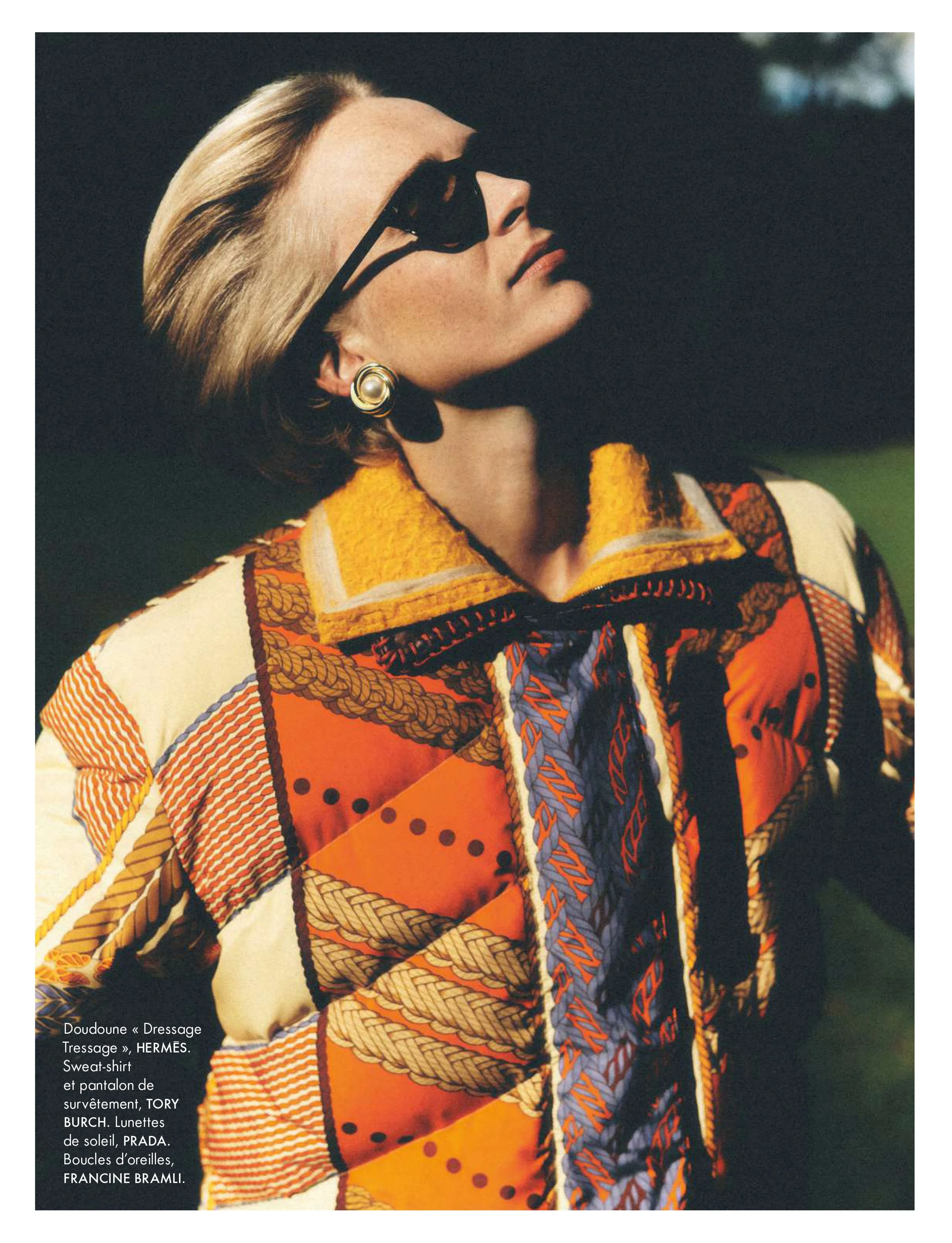 elle_fr1225_11.jpg