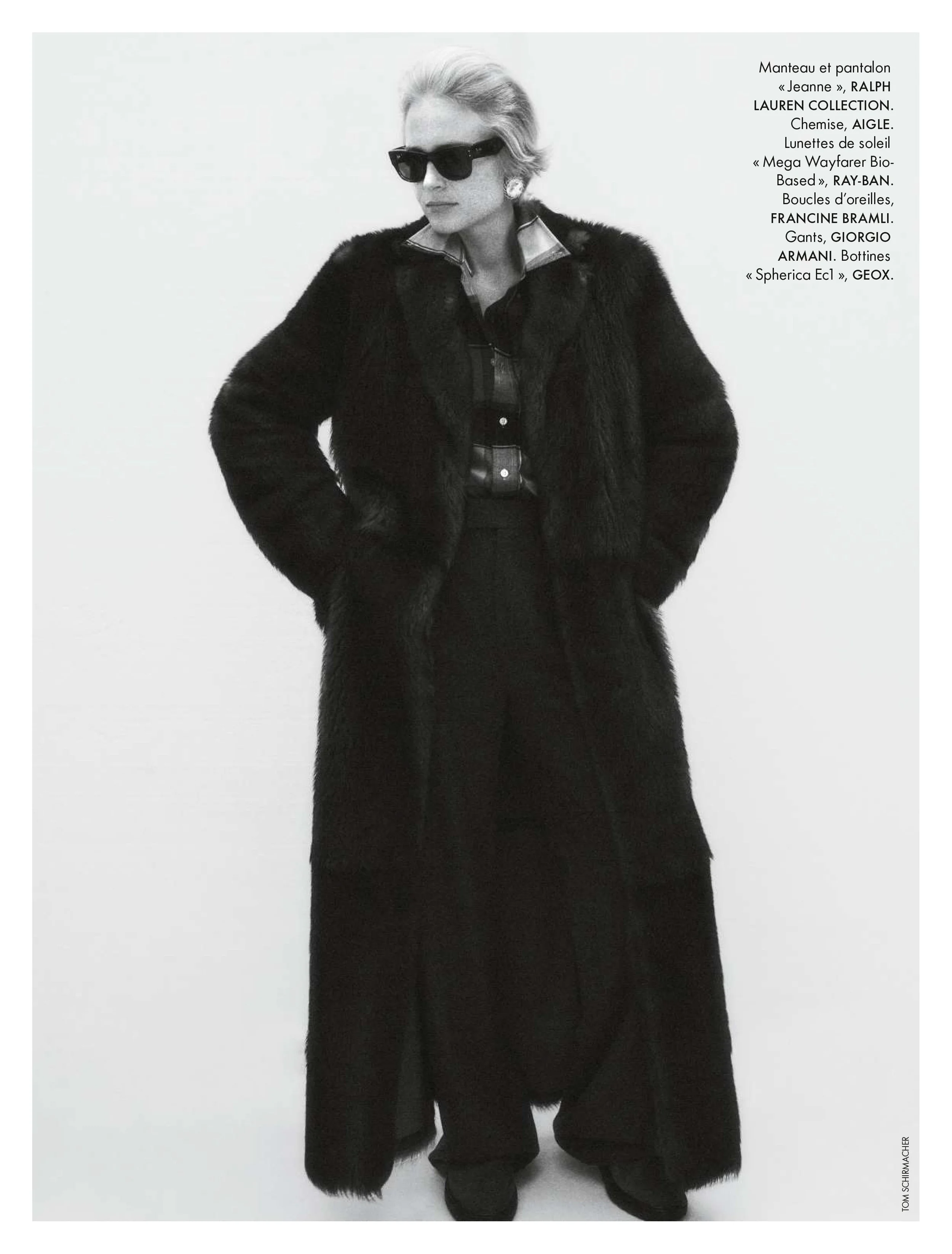 elle_fr1225_14.jpg