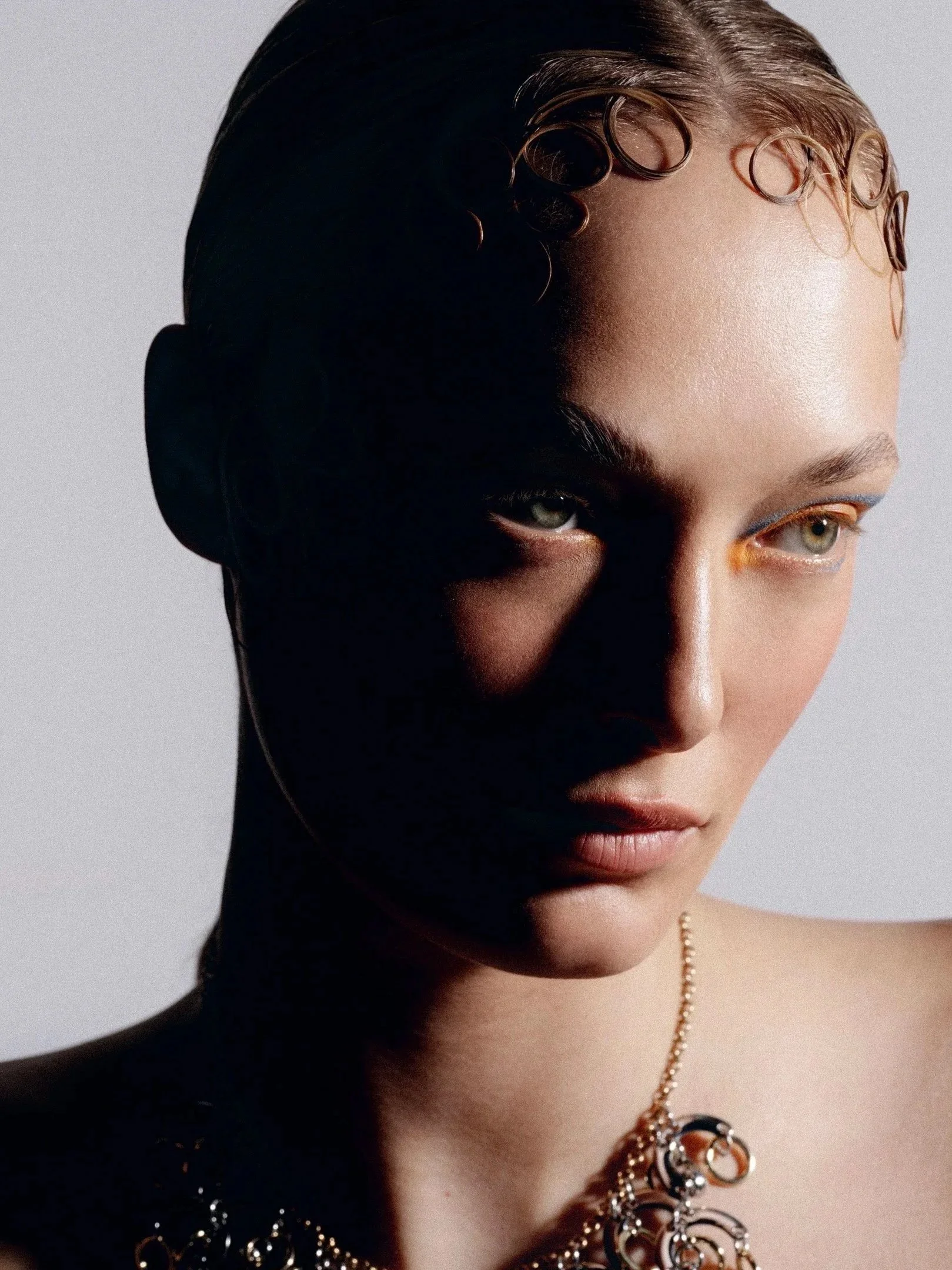 5 ELEVEN MAGAZINE by Adam Amouri