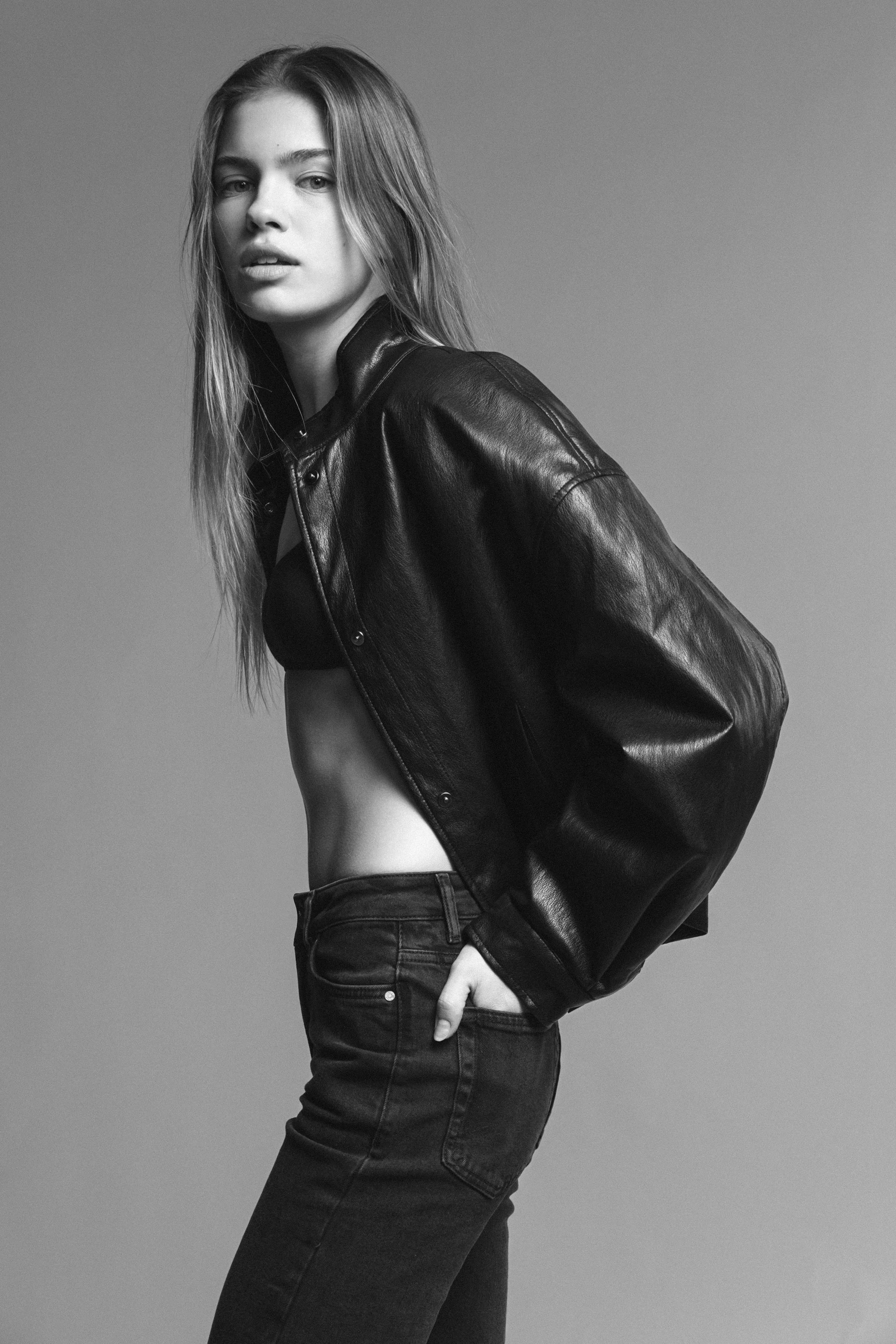 RAFAELA NYMAN by Johanna Rontu