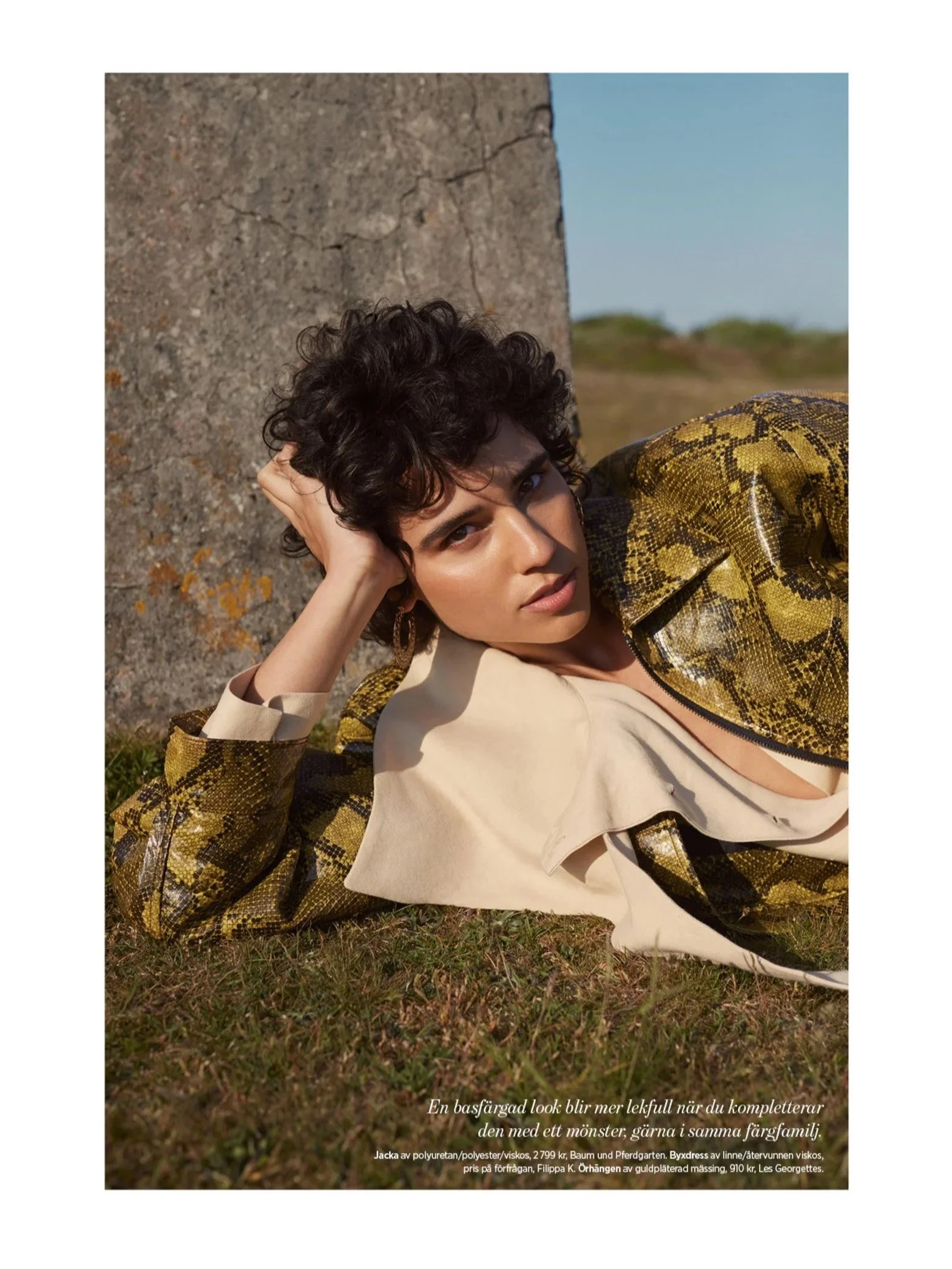 DAMERNA'S VÄRLD MAGAZINE by Jaclyn Adams