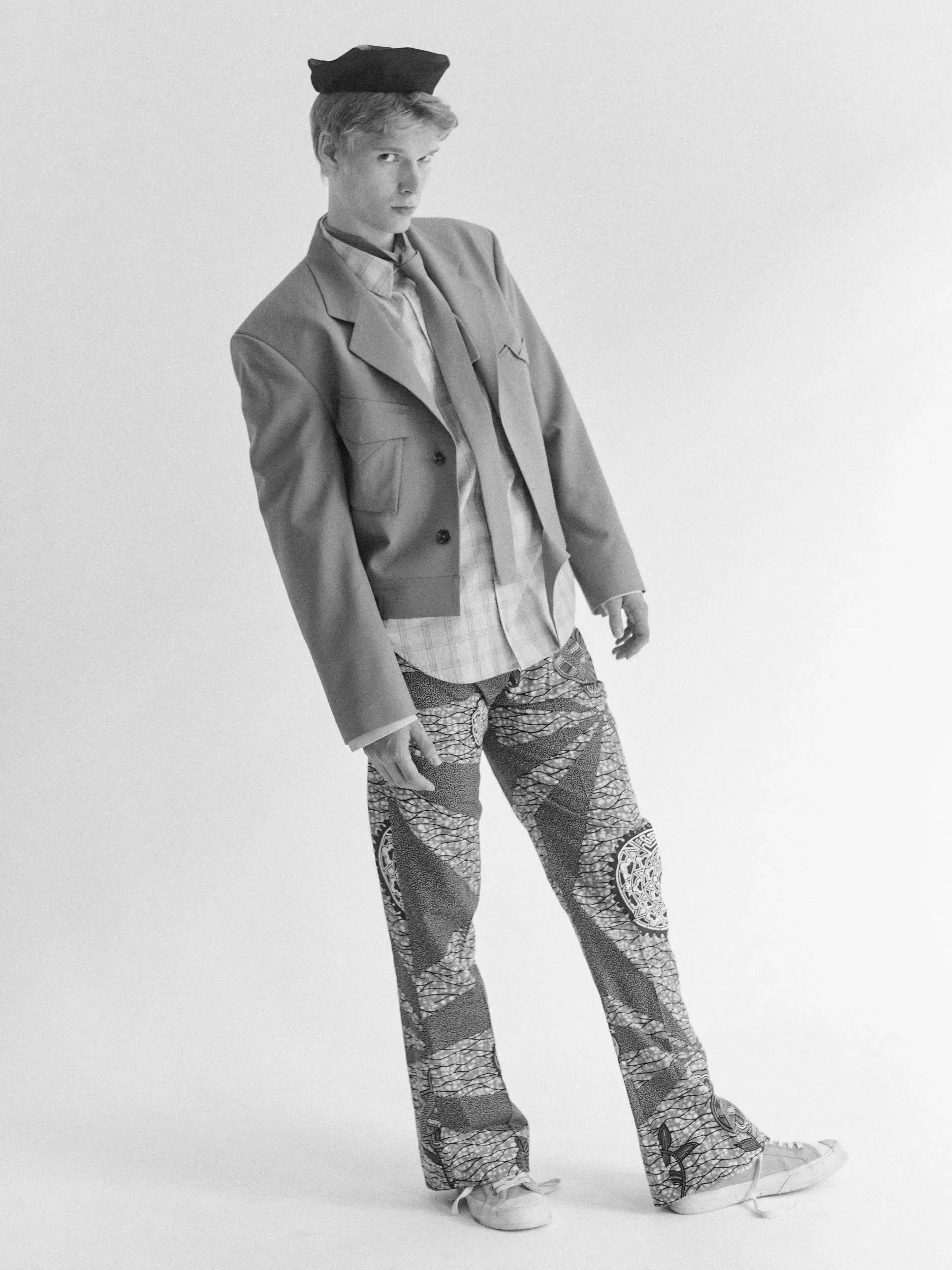 AARON SIRAINEN by Dimitris Mantzanidis