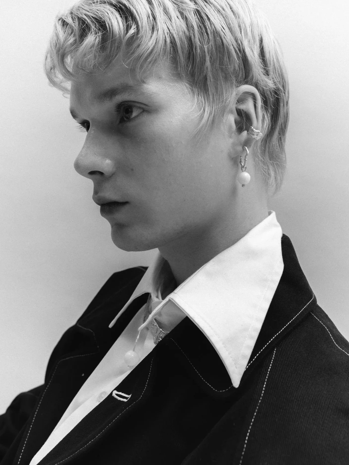 AARON SIRAINEN by Samuli Vienola