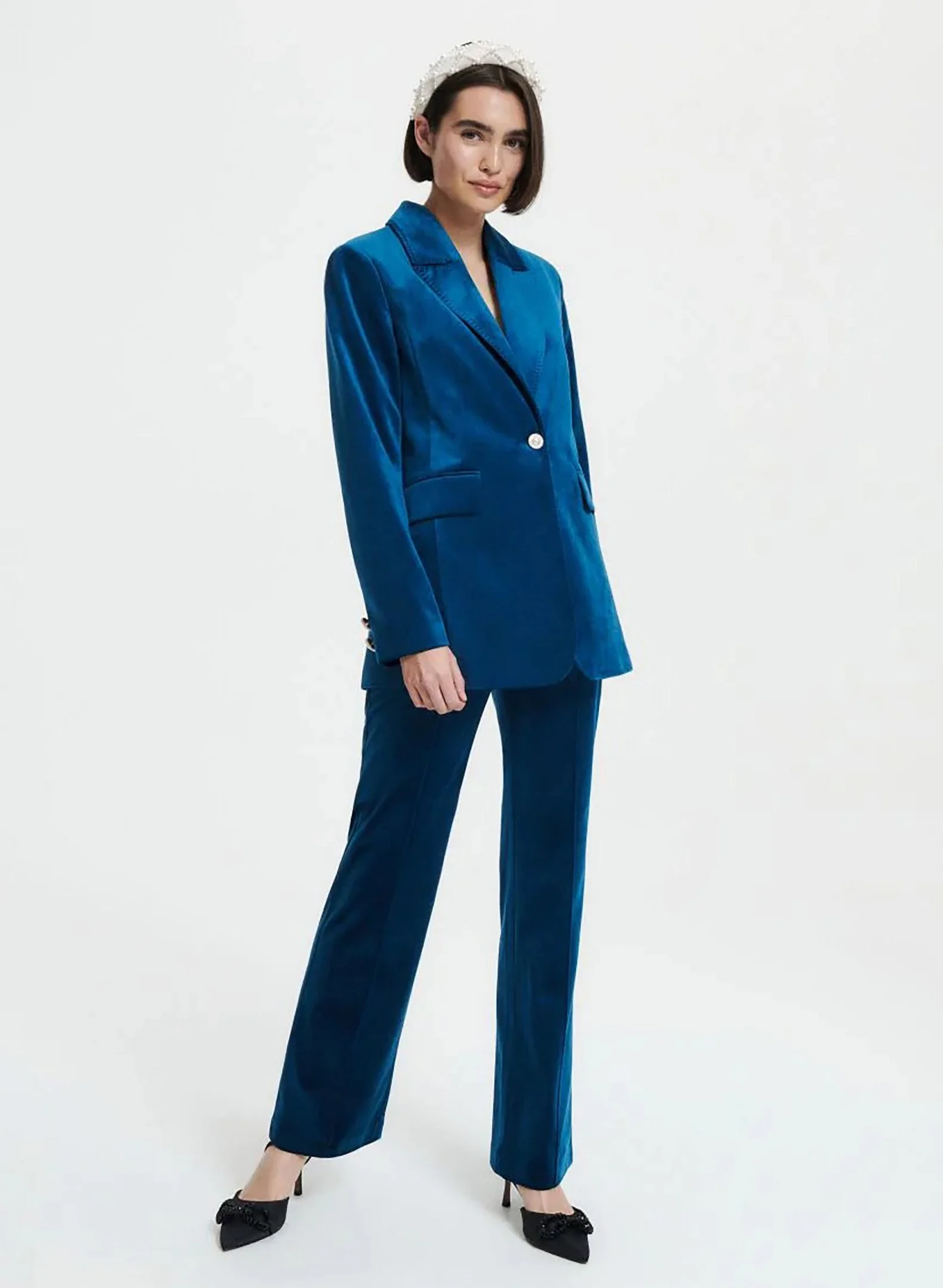 reserved_aw22_03.jpg