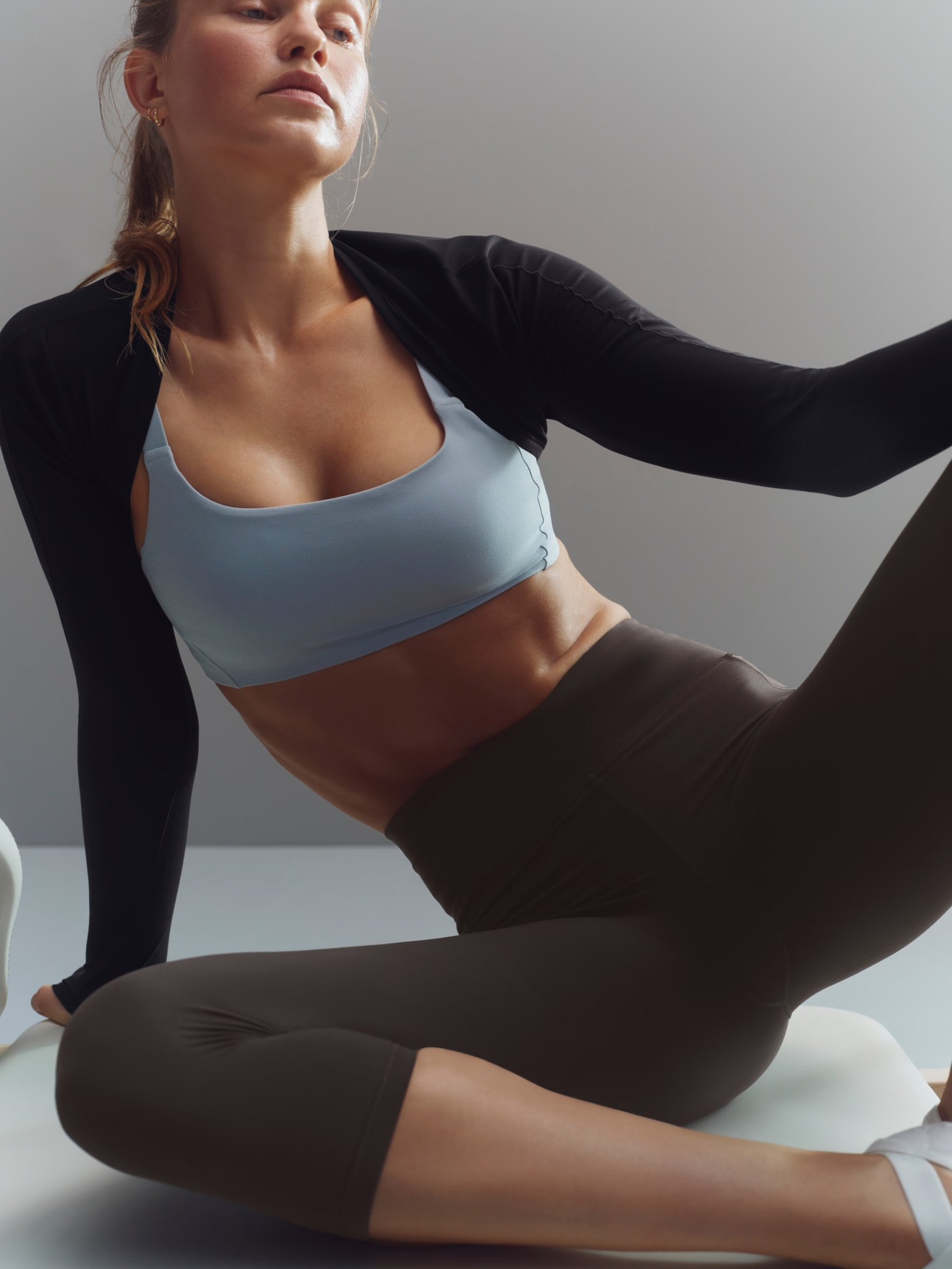 Athleta_AW26_01.jpeg