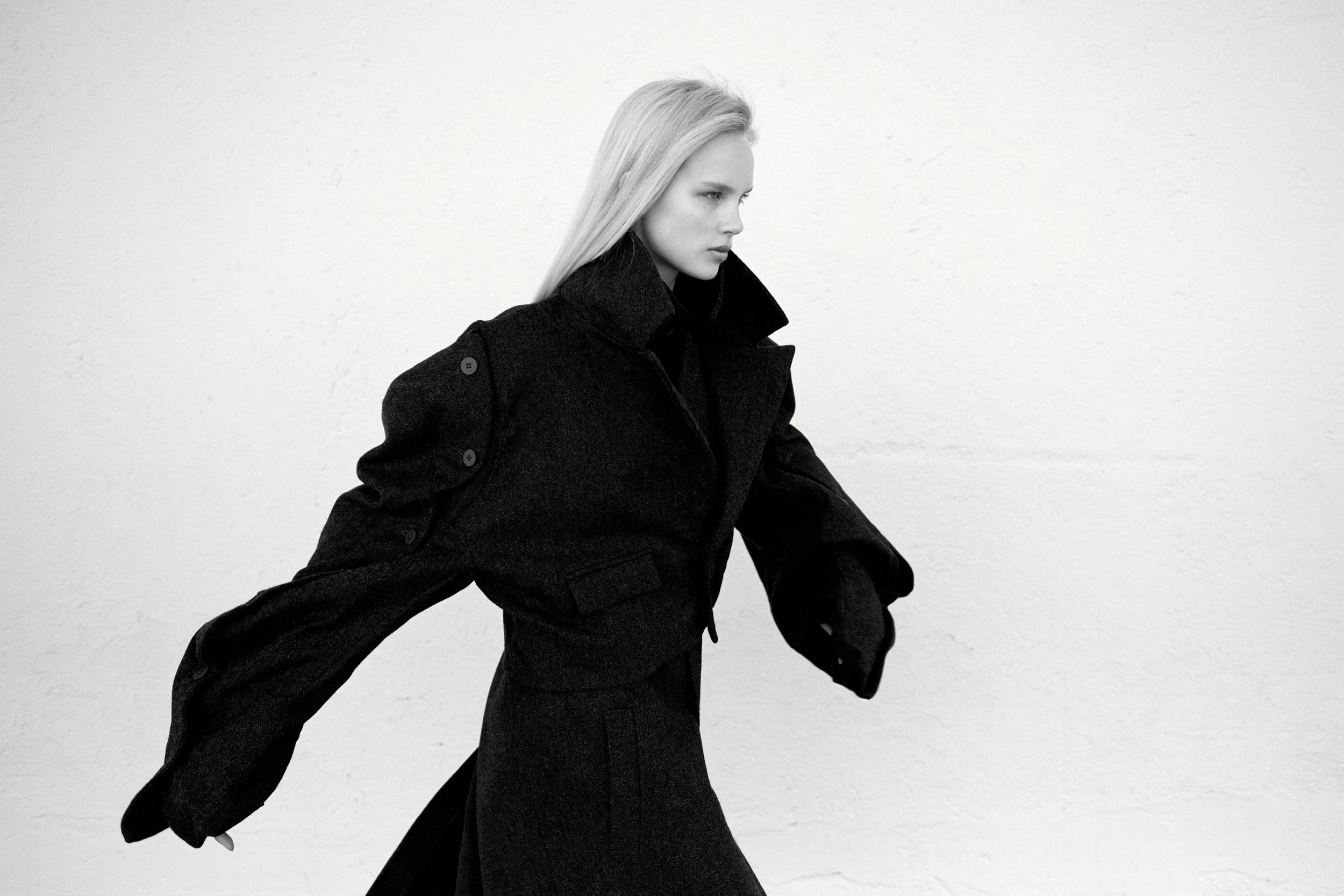 NICOLE PIHAMAA by Zoe Lena