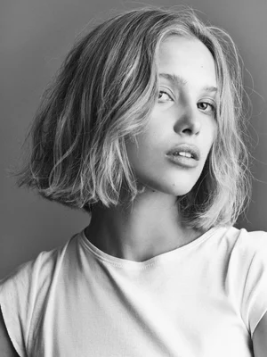 LAURA OGANESSIAN — BRAND MODEL MANAGEMENT