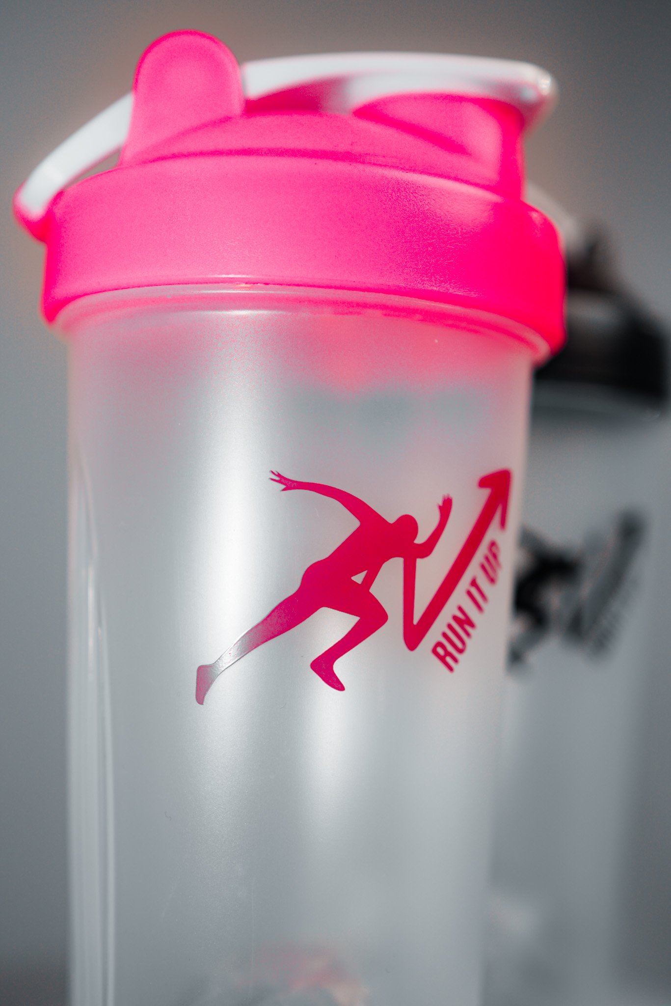 Protein Shaker (pink)