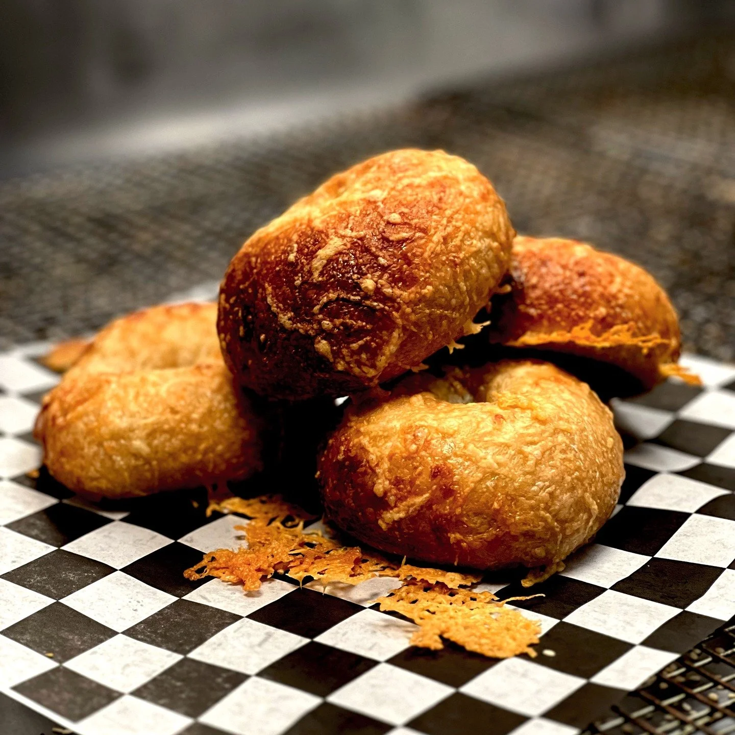 Happy 🍁🍁🍁 Friday Cape Ann 🥯 ❤️❤️❤️!

We'll be open this Saturday &amp; Sunday 8:00 am - 11 am or sellout at 1 Whistlestop Mall in Rockport. Bagel of the week: Asiago

Pre-orders for Sunday, October 12th and Wednesday, October 15th @backyardgrower