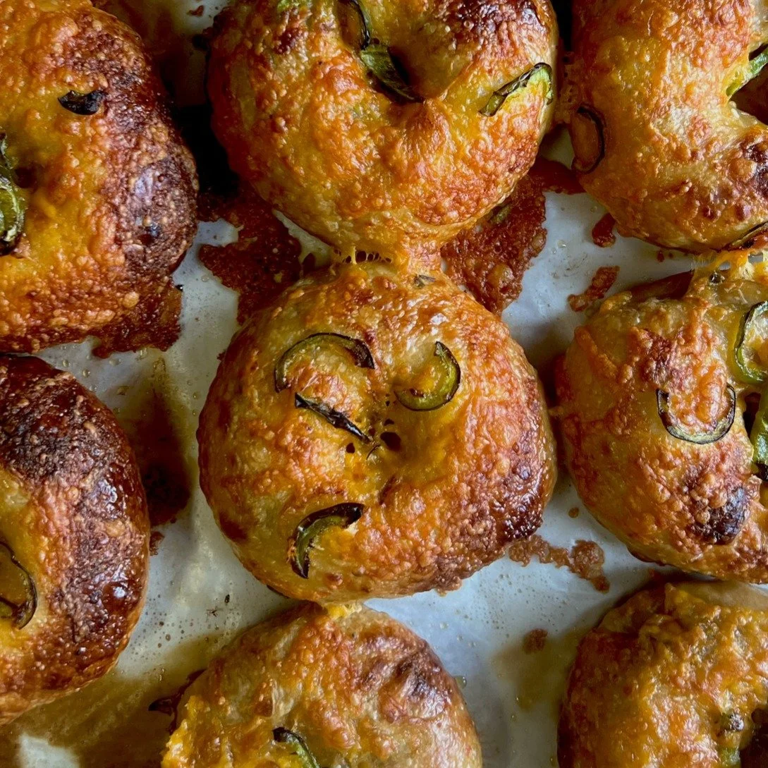 HAPPY CALM BEFORE THE BIG ❄️❄️❄️ STORM Cape Ann 🥯🥯🥯 ❤️❤️❤️!!!

We'll be open Saturday &amp; Sunday 8:00 am - to sellout at 1 Whistlestop Mall in Rockport. GO PATS!!! 🏈🏈🏈

Sign up to be notified when pre-orders open at www.hotplate.com/saltysbag