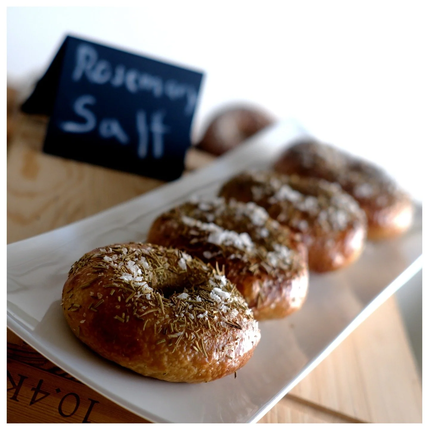 SAT AND SUN 8 AM TO SELLOUT -
1 WHISTLESTOP MALL, ROCKPORT

BAGEL OF THE WEEK:
🧀Asiago 🧀 - cheesy inside and out!

SCHMEARS OF THE WEEK:
🐝 Honey Rosemary
Hot Honey 🌶️

#loveourcustomers #bagels #schmears #lox #capeann #rockportma #gloucesterma #e