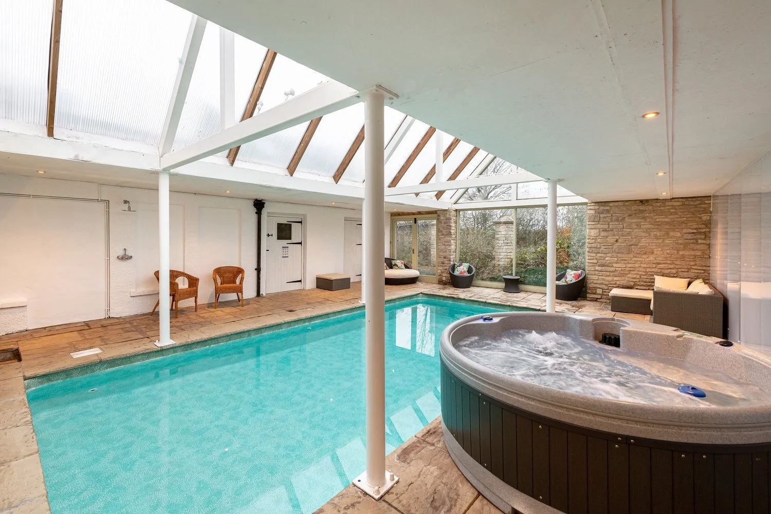Cotswold+Spa+House+Dec+2021+by+Pete+Helme+Photography+ph137.jpeg