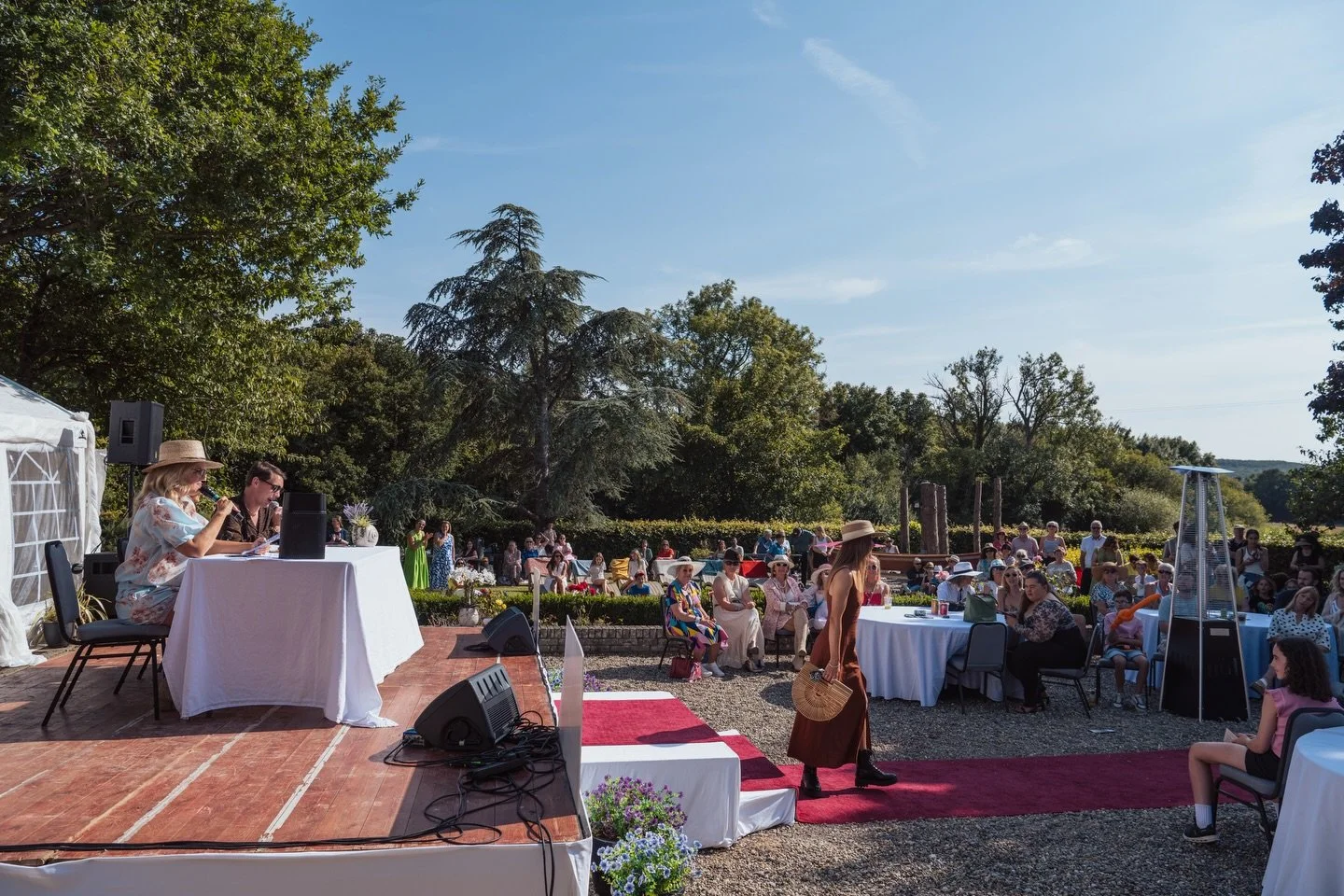 🌟 Discover Fitz Of Inch: Your Ideal Venue for 2026!🌟
Are you searching for the perfect spot to host a mini conference, guest speaker session, or corporate retreat? Look no further than Fitz Of Inch !

Our venue offers everything you need for a prod