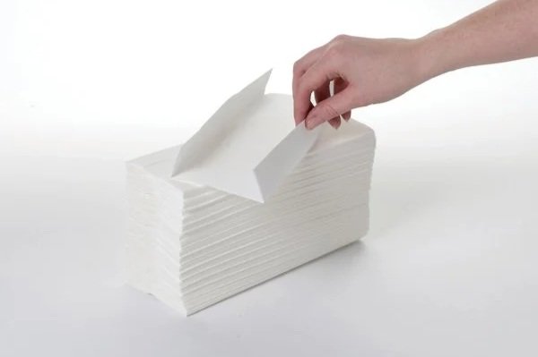 2 Ply Pure White C-fold Flight Hand Towels x 2400    54 cases