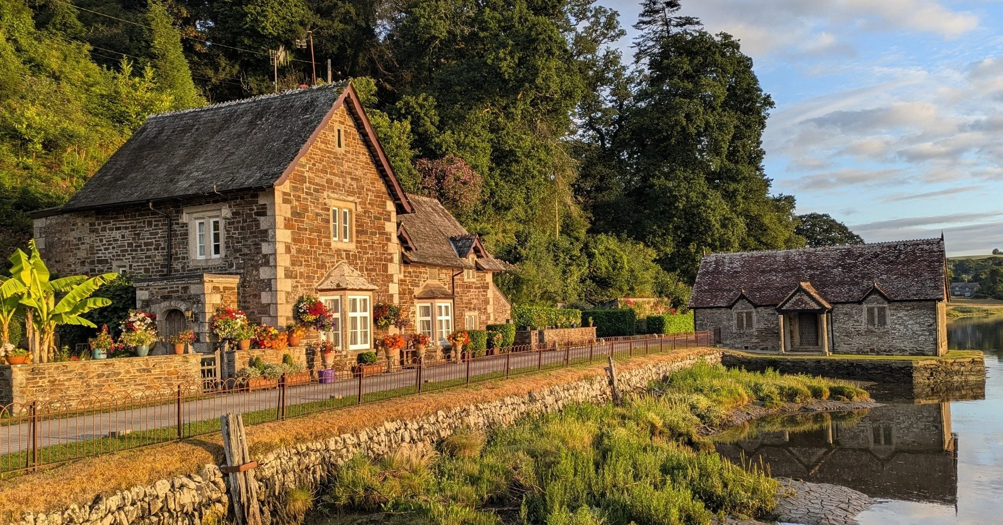 Lights, camera, action ~ stay on set in Cornwall!

For the first time ever, Quay Cottage is available to book for your next holiday escape!

You may recognise this characterful cottage from BBC One&rsquo;s Beyond Paradise as Anne&rsquo;s riverside ho