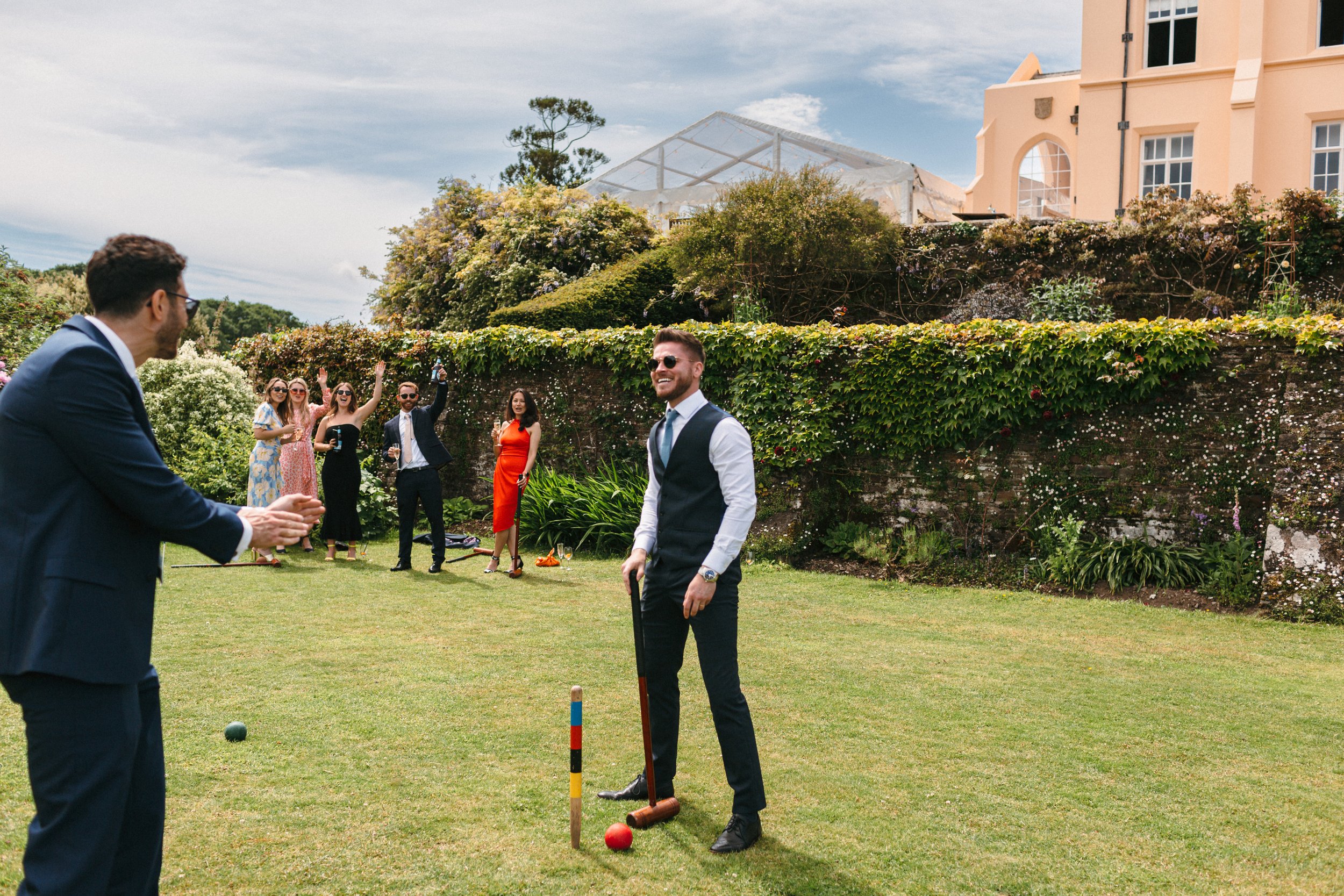 From garden games and signature cocktails to late-night treats and personalised details that reflect your style.
