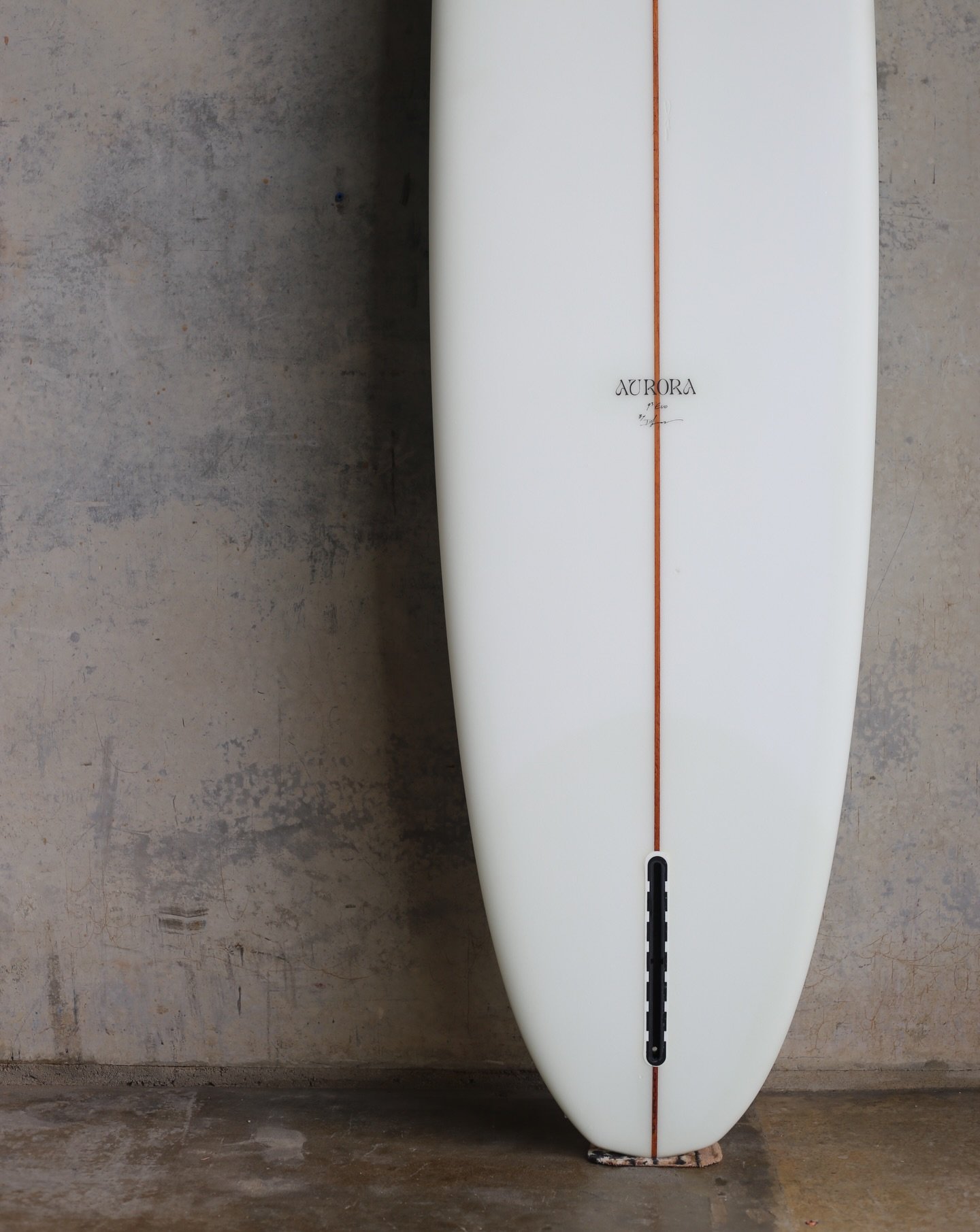9&rsquo;3 // 22 3/4 // 2 3/4 Evo

@raidosurfco 10&rdquo;GT 

.
.
.
#aurorasurfboards #handshaped #evo