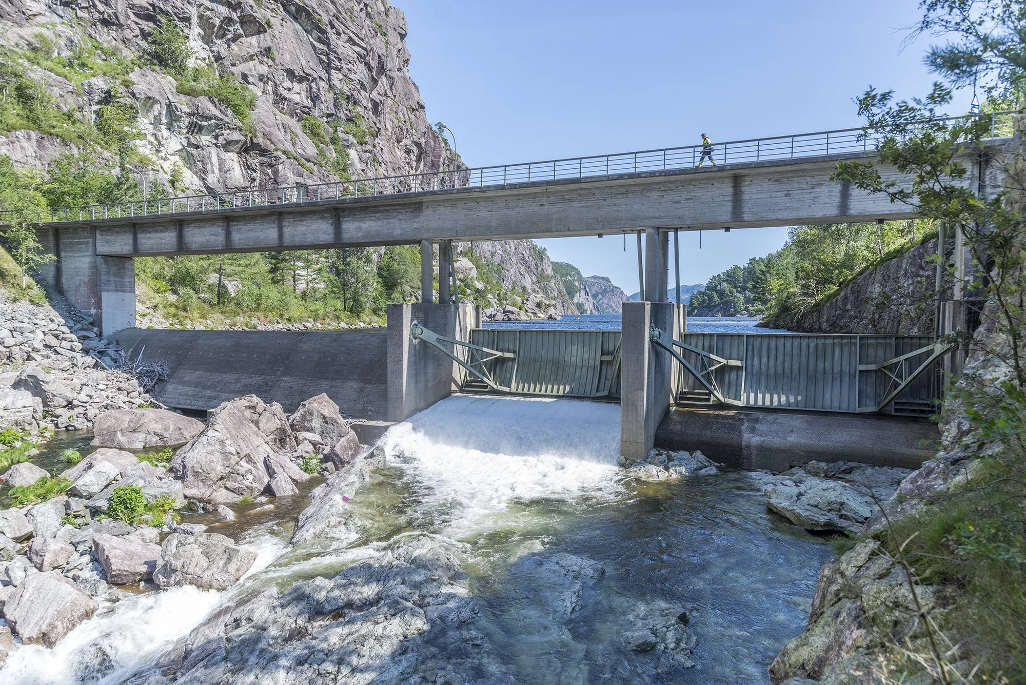 Fra regndråpe til stikkontakt