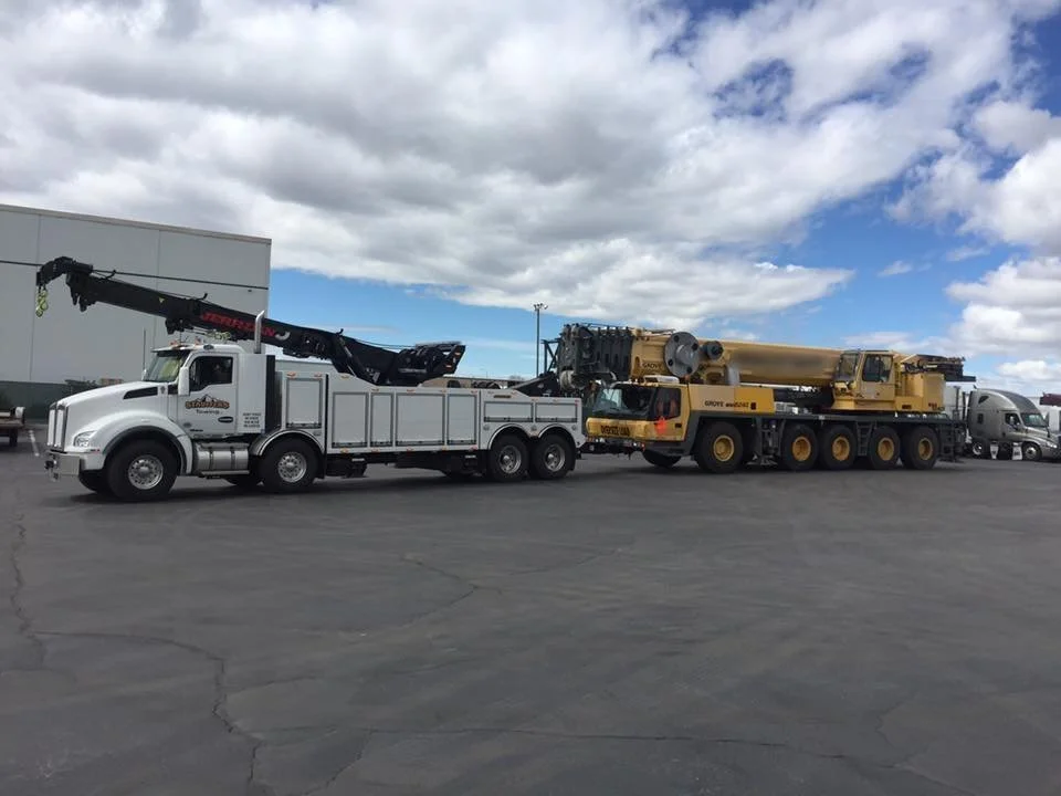 Stauffer's heavy-duty towing and recovery truck