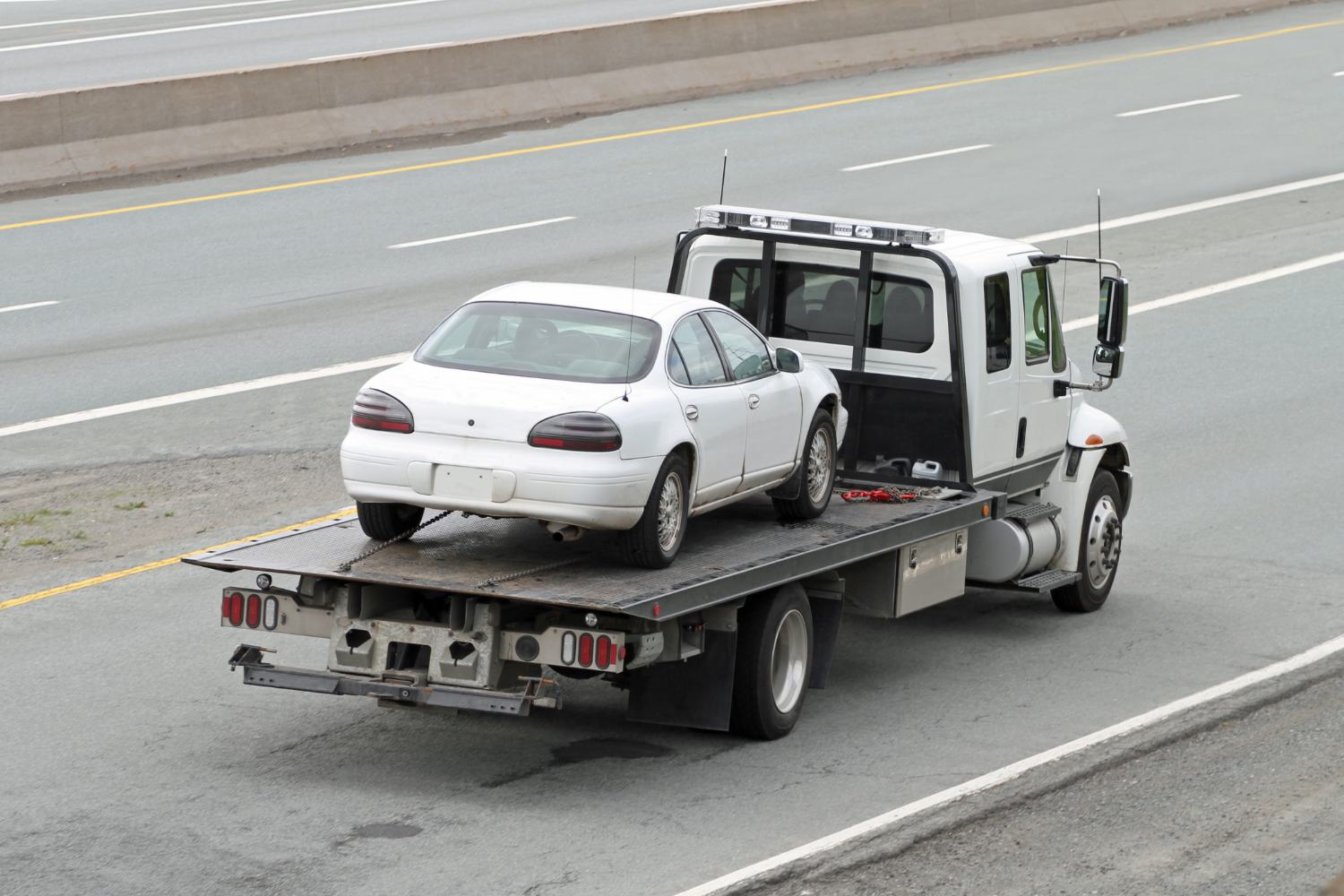 Why Local Reviews and Reputation Matter When Choosing a Tow Company
