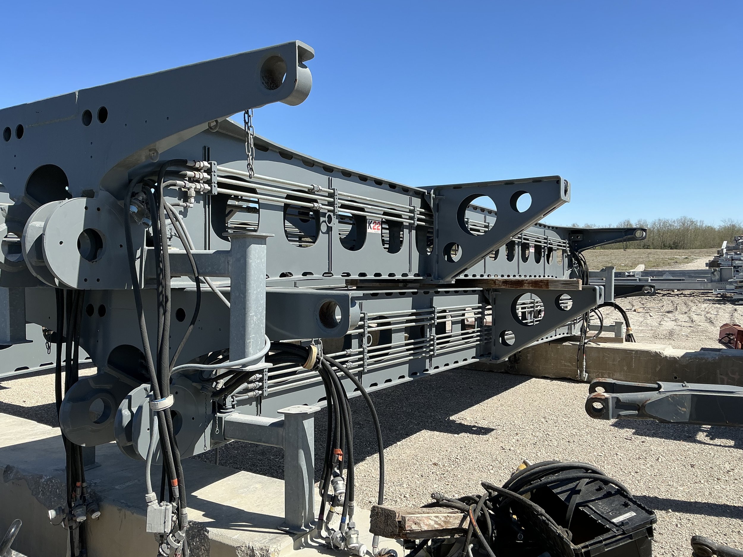 K-22 SPACER SPINES