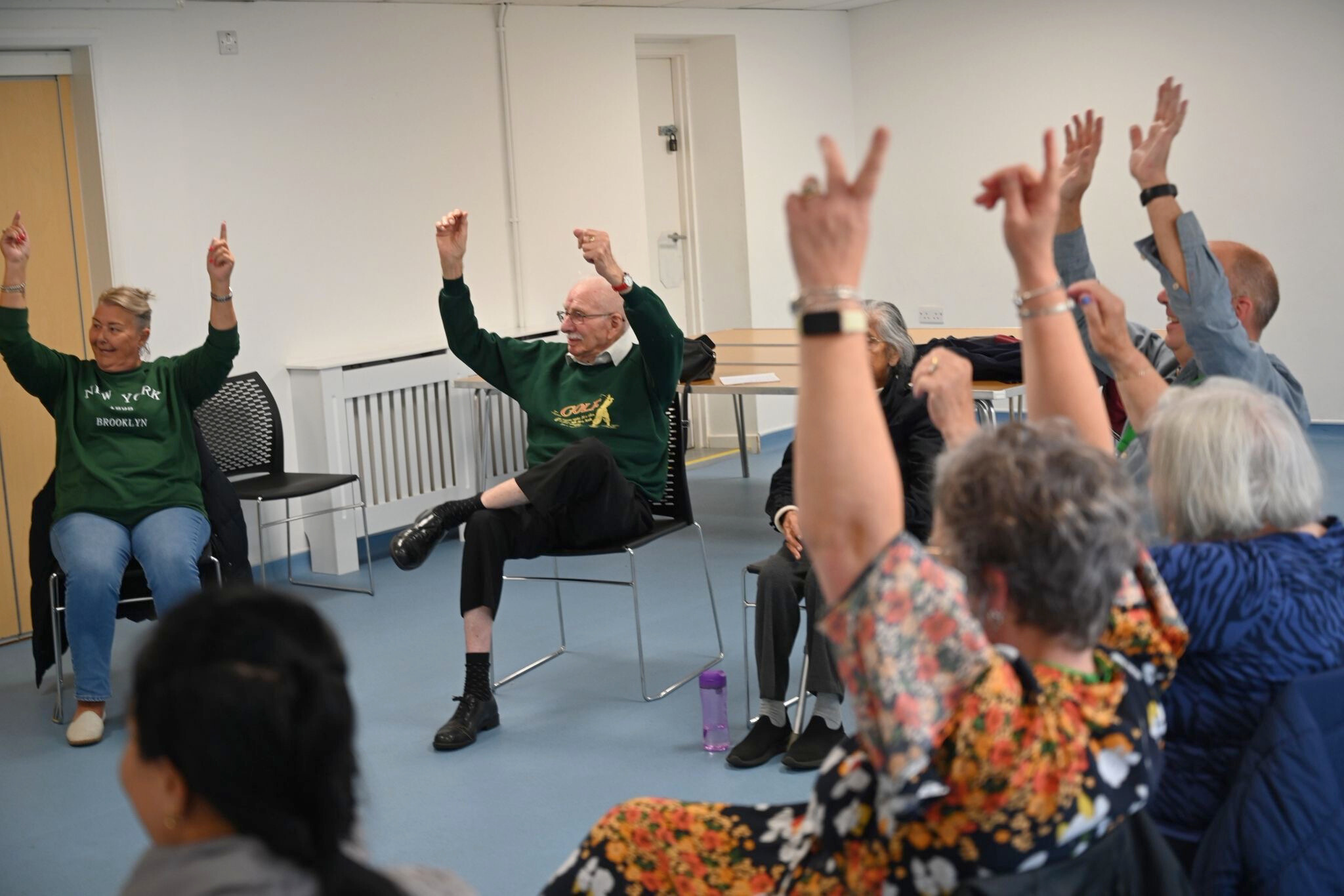 friendship cafe - chair exercises.zip - 4.PNG