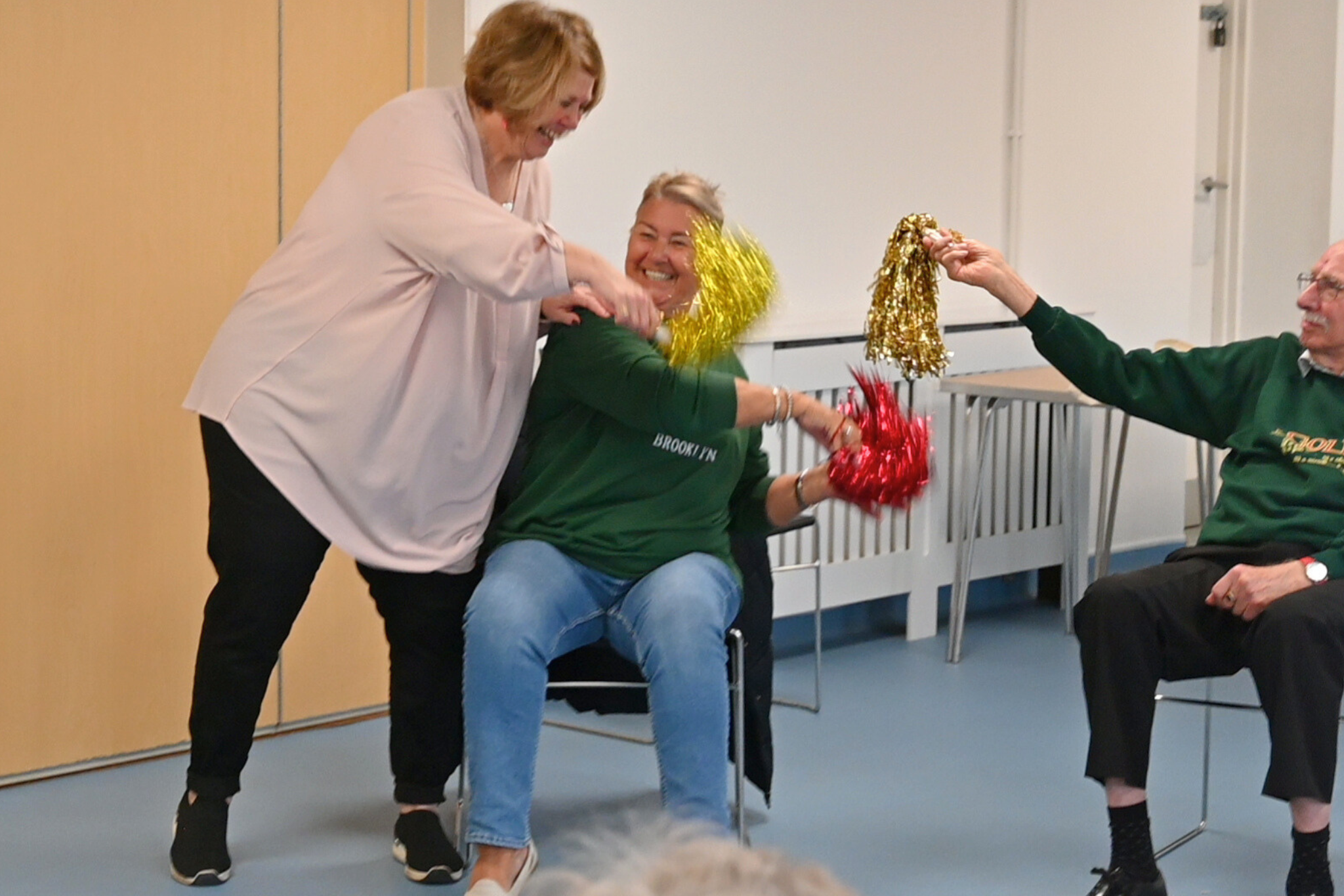 friendship cafe - chair exercises.zip - 7.PNG