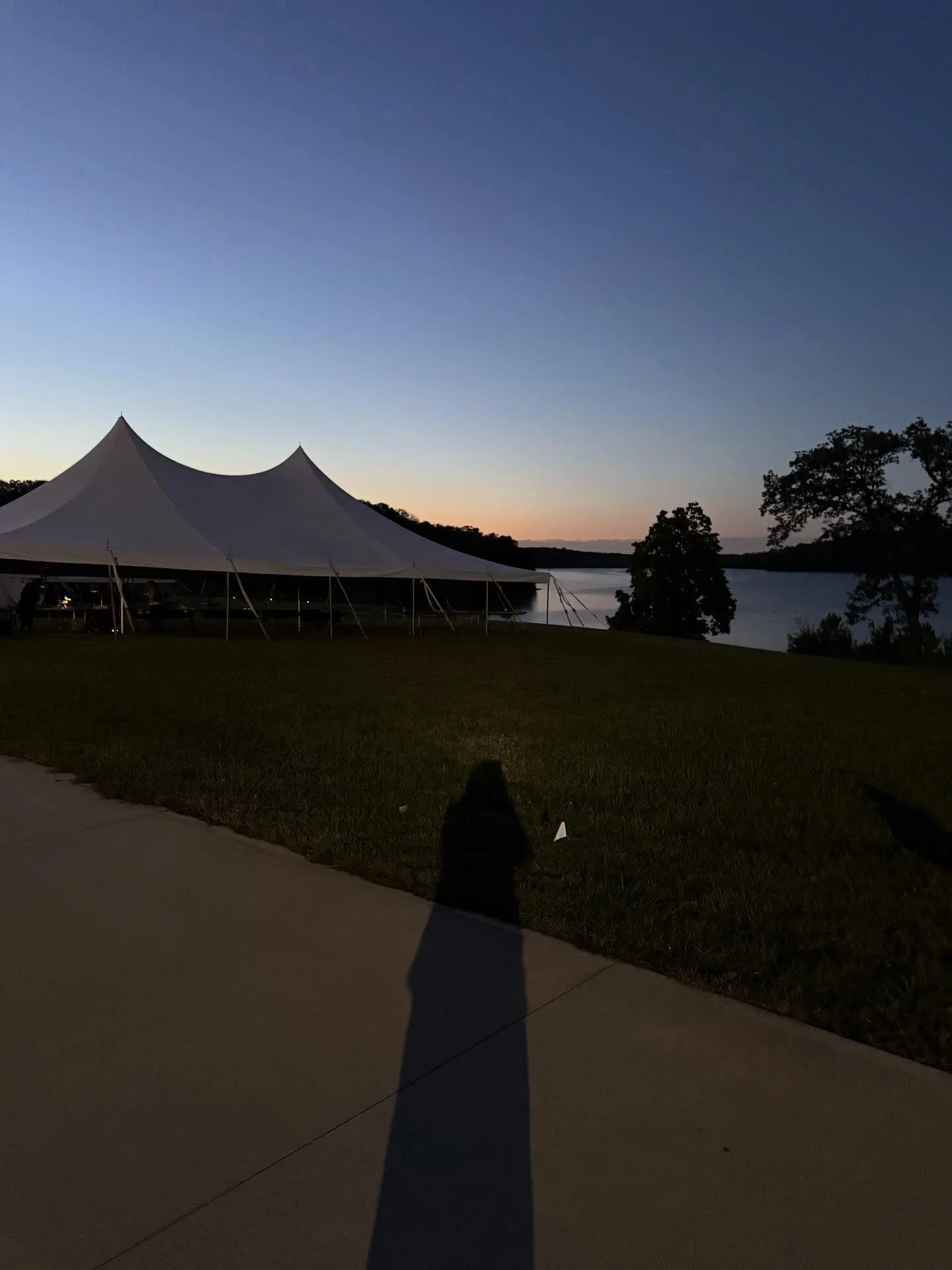 8 o’clock ring times means you arrive in the dark