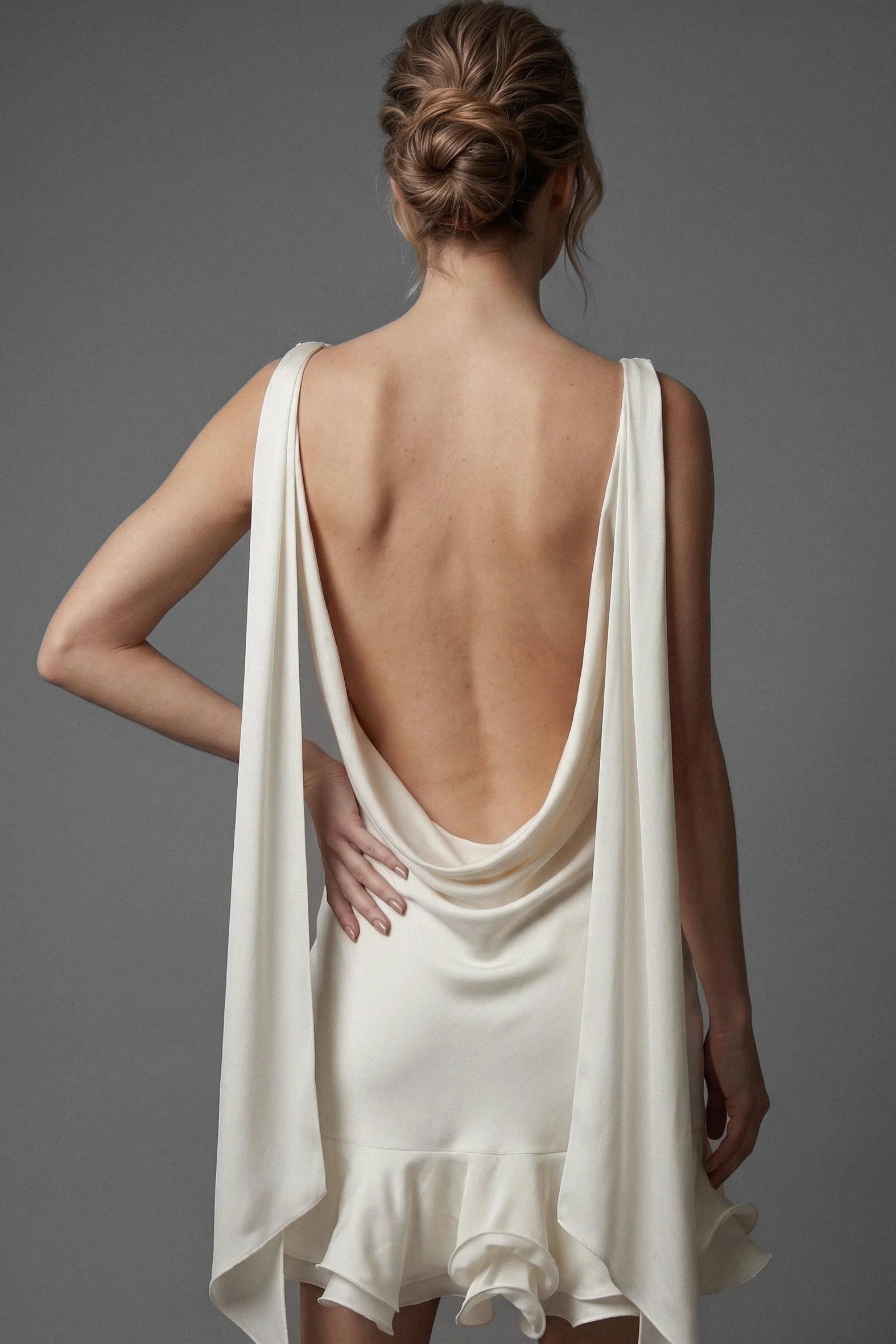 Crop-TESS MANN - BRIDAL - VALENTINA PLAIN - 005-EDIT COPY.JPG