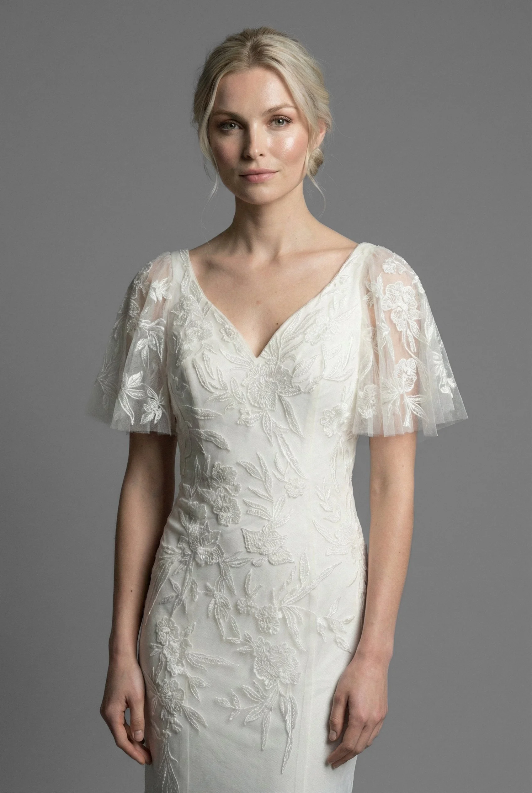 Tess Mann - Bridal - Lana - 003.jpg