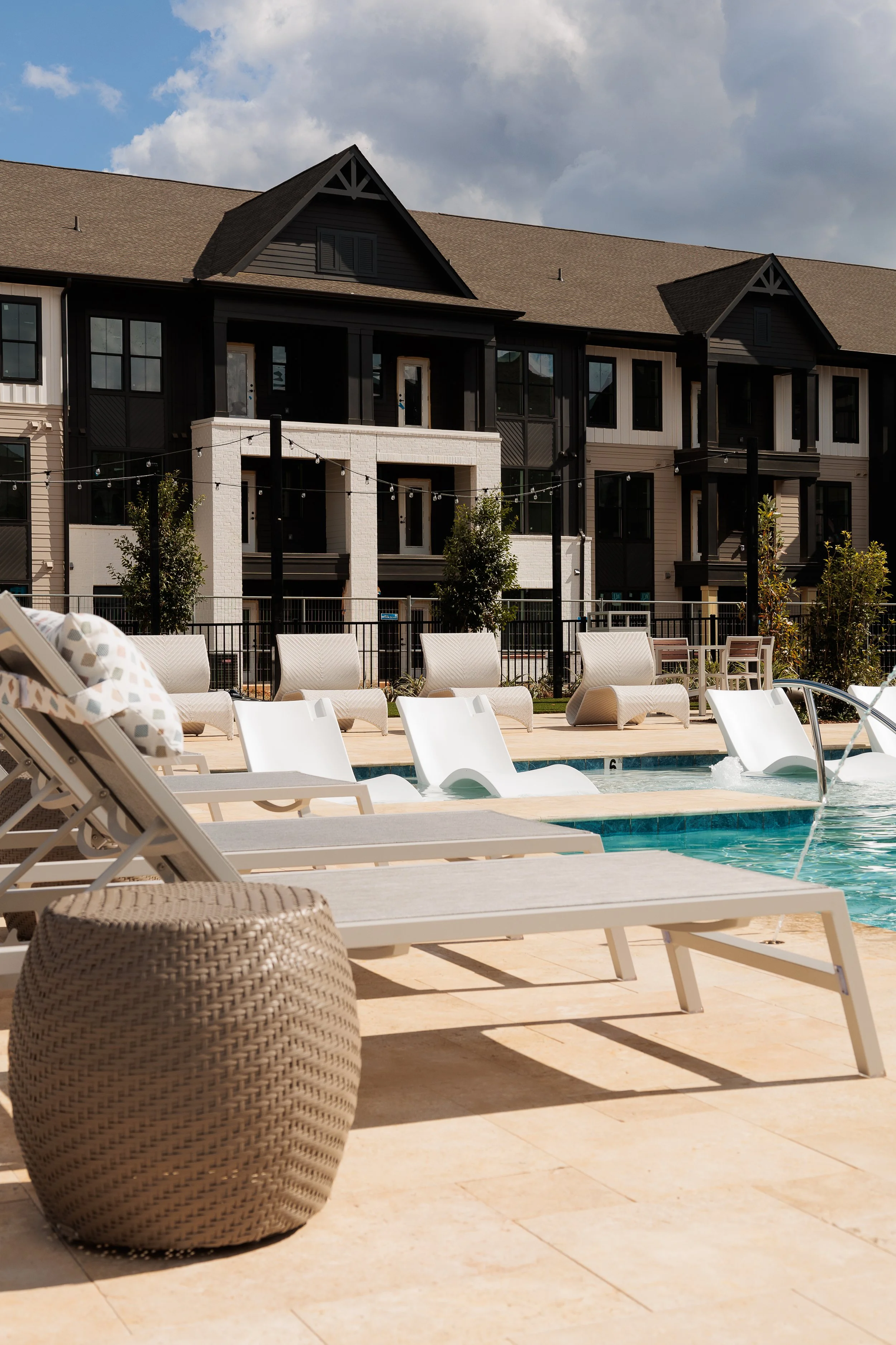 pool-03.jpg
