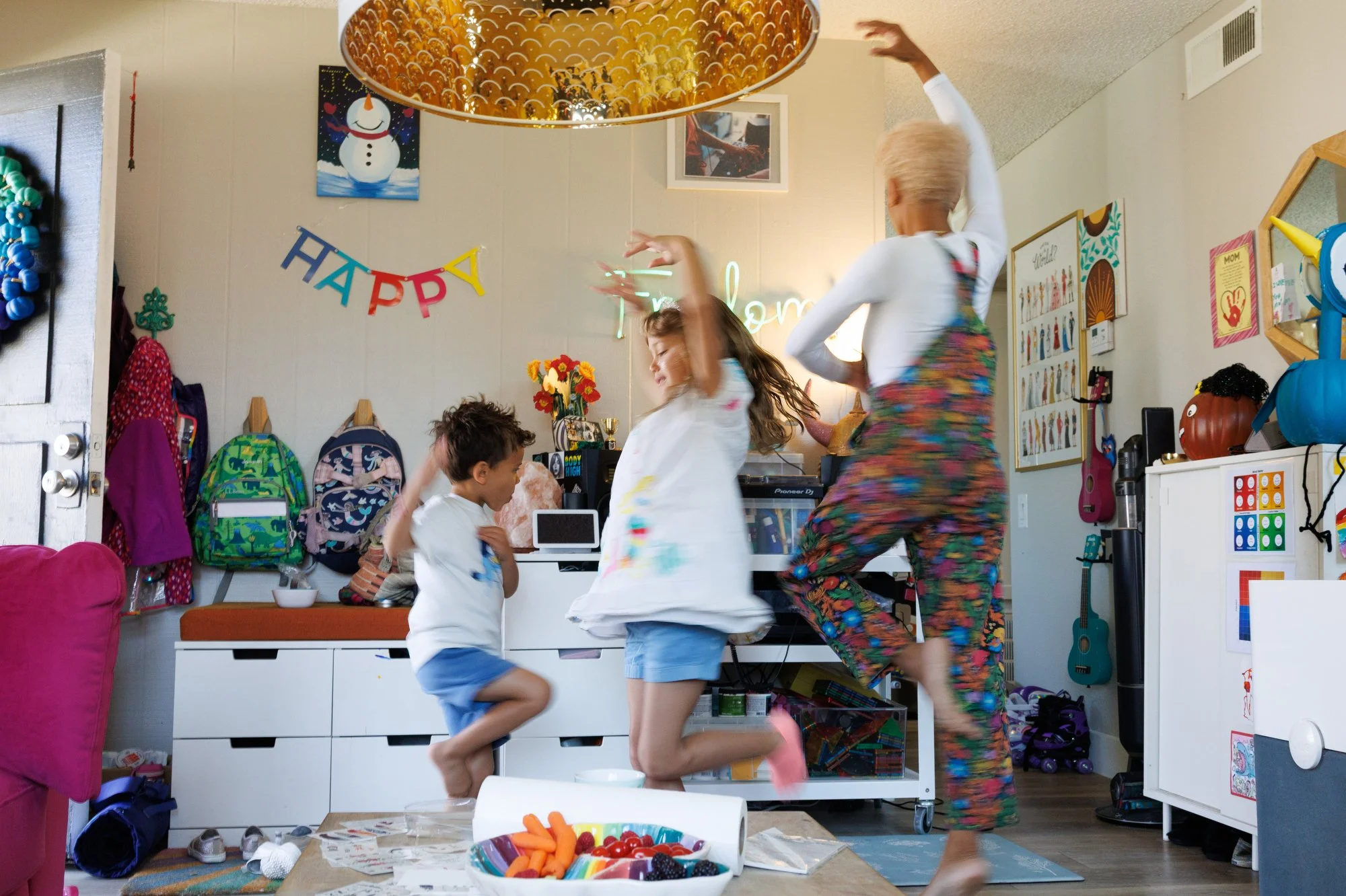 My Hot Take: You Should Do Family Photos at Your Home