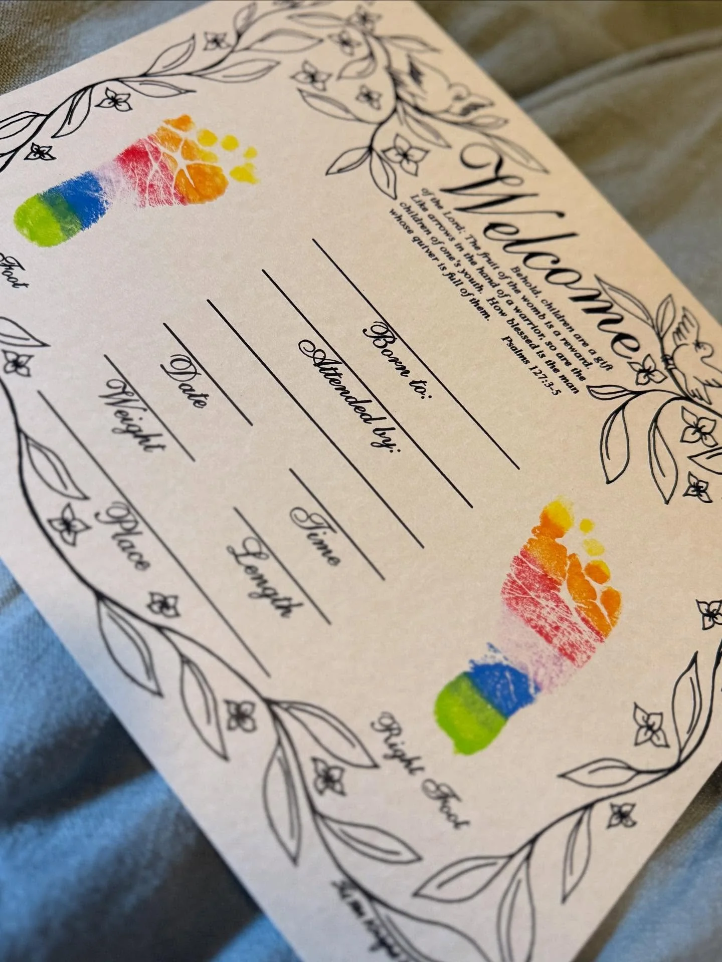 I recently found a rainbow ink pad for newborn footprints, and I knew right away I had to bring it into practice! 🫶🏻 These little rainbow prints are a way to honor the babies who came before, the ones we carry forever in our hearts, even as we crad