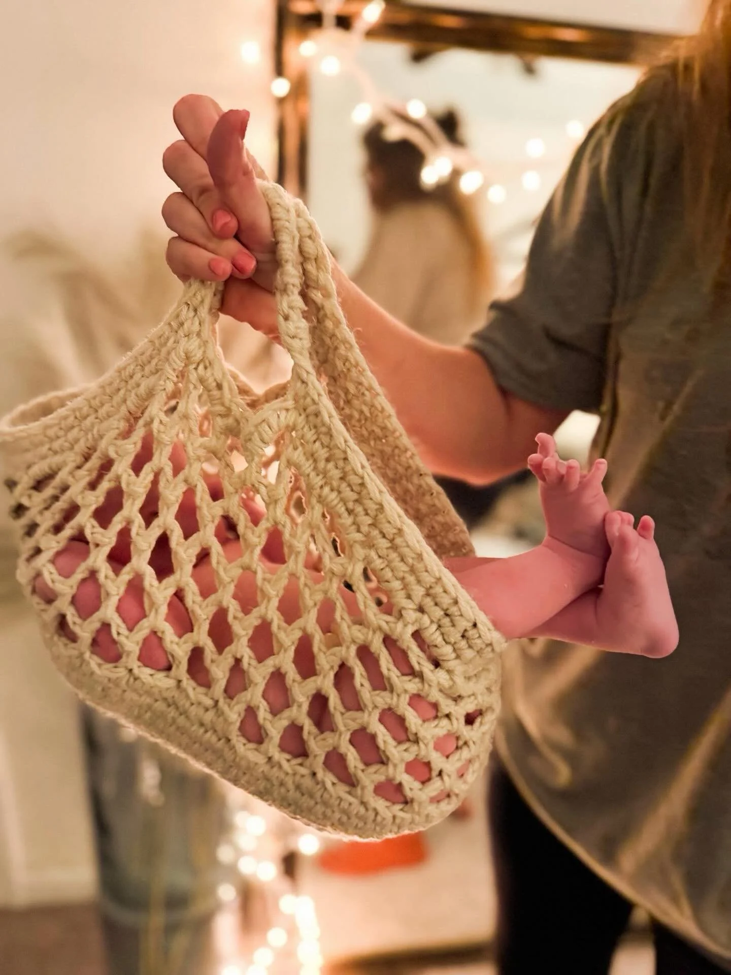 We loveeee a good baby basket photo! 

This basket is what we use to weigh our babies at home, and I feel like it must mimic the womb. Babies get so peaceful &amp; happy when they are placed here. And it&rsquo;s intentional. In fact, most things surr