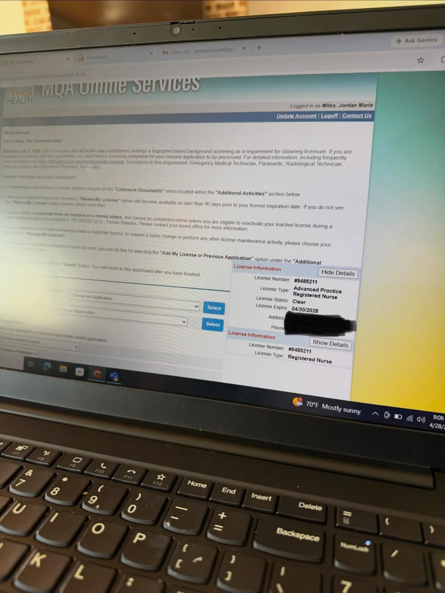 Often people ask me what training or degrees you have to have to become a midwife. There&rsquo;s actually not a short or easy answer to that question. 

There&rsquo;s a few different routes to become a midwife. And what route you take depends on your