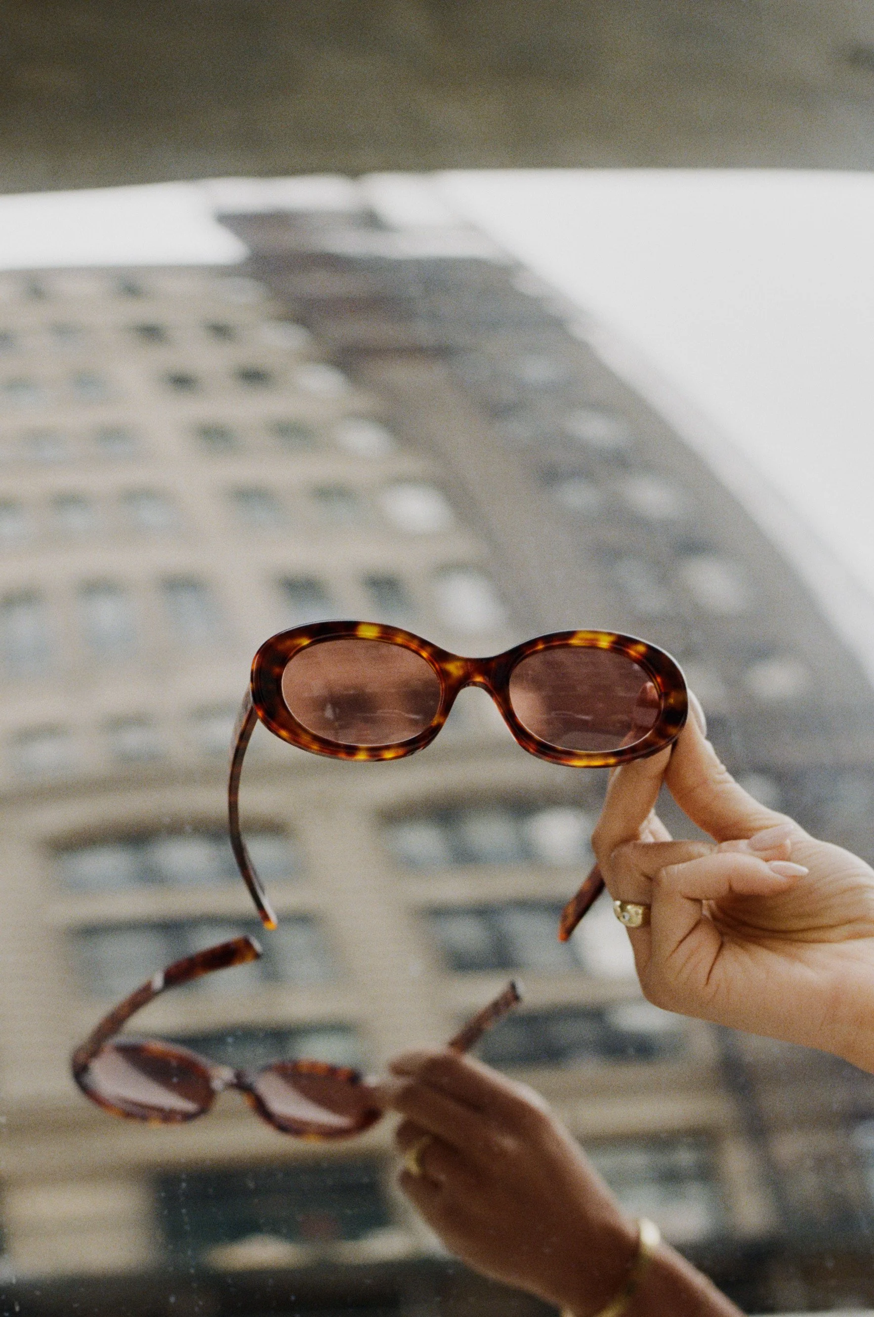 sideeye_W4_06-04-26.jpg