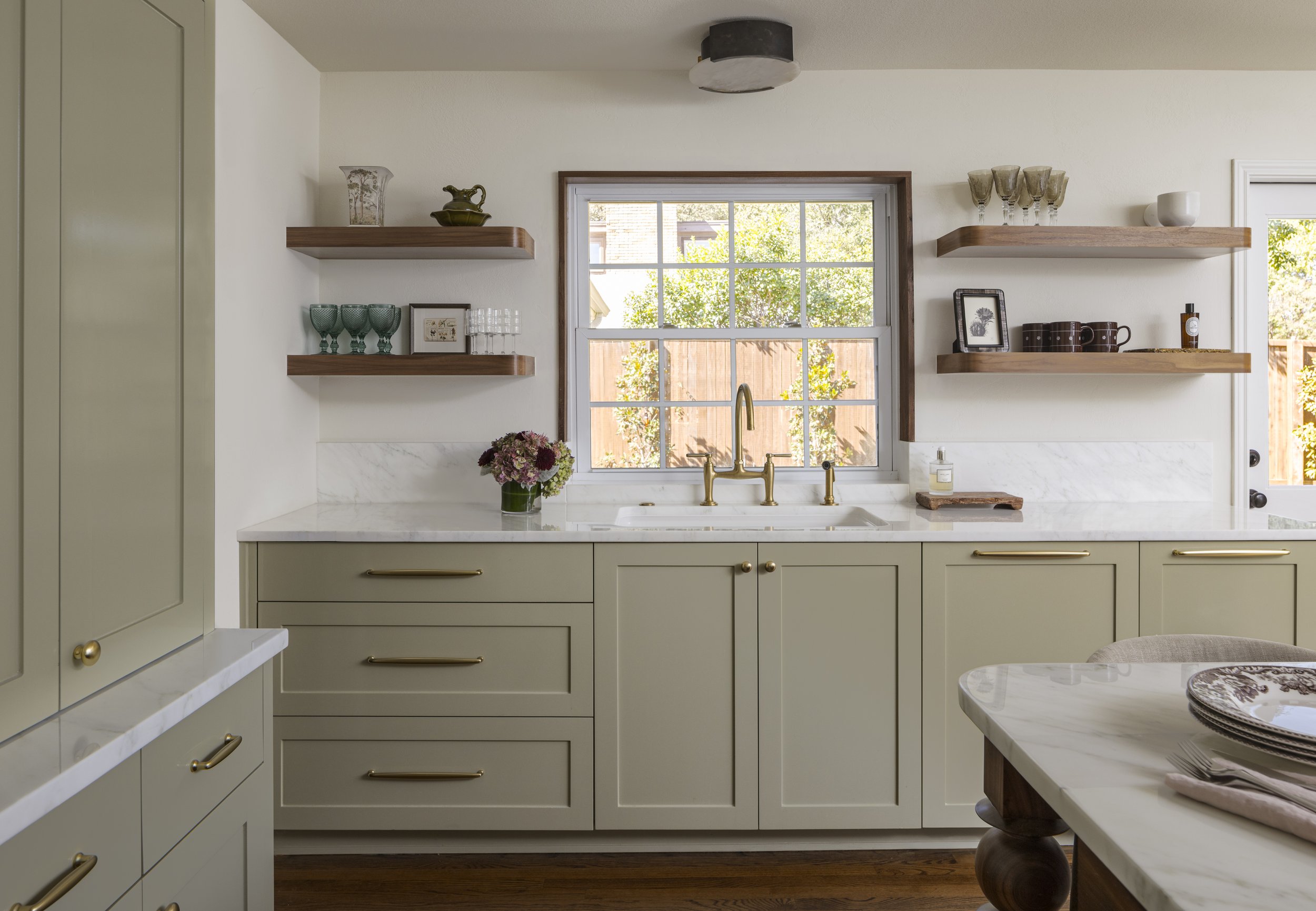 kitchen sink wall.jpg