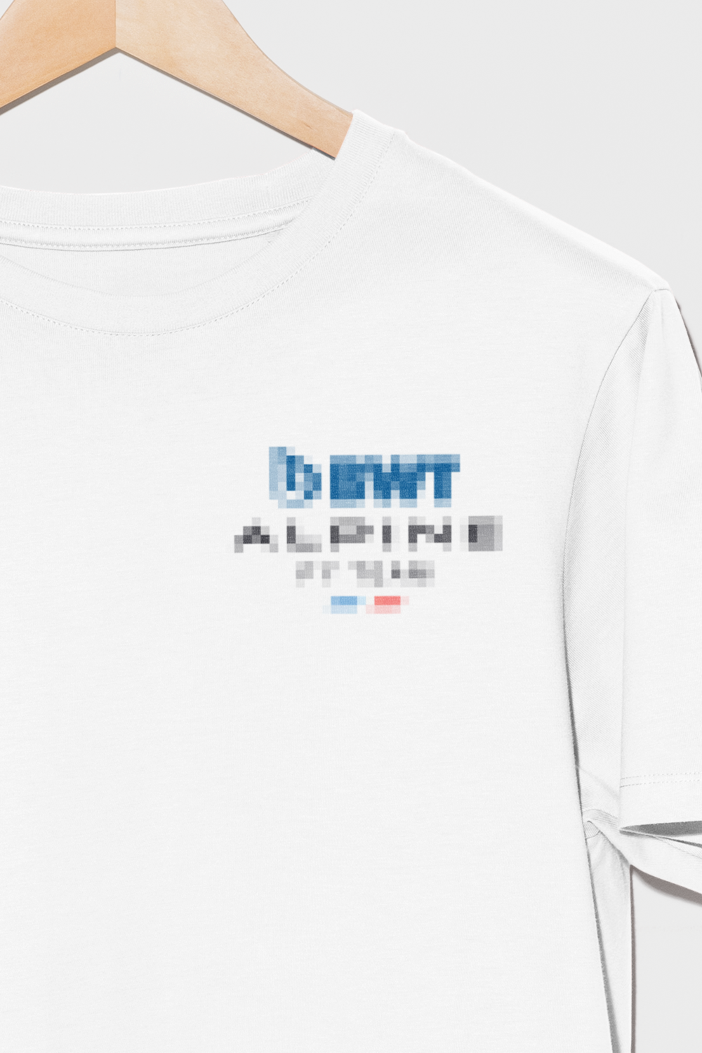 Pixel_Hanger_1_CleanWht_Detail_Alpine.png