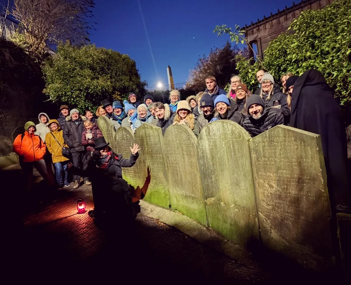 Thirsty work on a Thursday 🪏💀🥰🪏 

These daring devils to the dark-side did dive 🌚 

🌲🕯️🎁🎄🌲🕯️🎁🎄🌲🕯️🎁🎄🌲🕯️🎁🎄

Delve into Festive Family Fun Frights and City Sights this #Christmas in #Liverpool with #Shiverpool 🌲🎄

🌲BOOKING link i