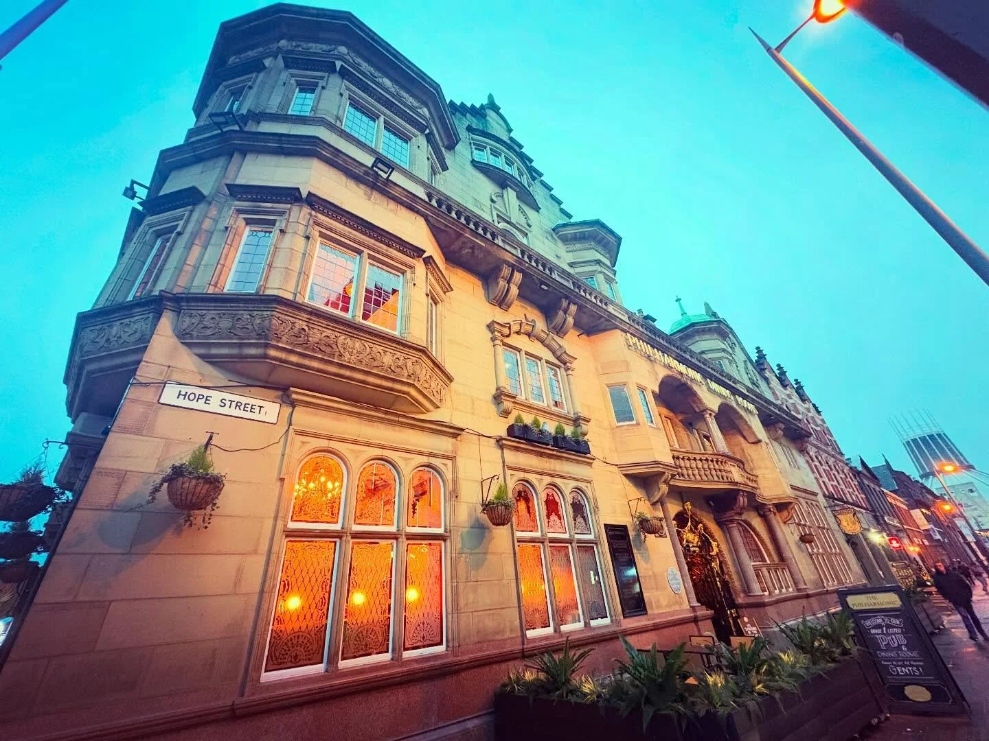 This Week&rsquo;s Shiverpool Tours Coming Up&hellip;

💀 Sat | Auld City &amp; Dead House Tour 7PM
💀 Sun &pound;13 Special | Hope Street Shivers 6PM

Do Something Special- Set Your Spirit Free - Think Shiverpool! 

🌺 Gather Ye Rose Buds while Ye Ma