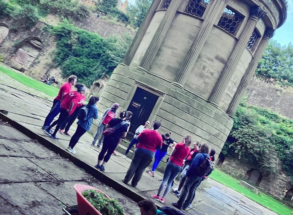 Cripes this was 2024&hellip; #Throwback What a brilliant session with @goodgym_lpool &amp; @friendsofstjamesliv 💚 We made such amazing progress in St James&rsquo; Garden around the Huskisson Memorial &hellip; If you&rsquo;d like to get involved keep