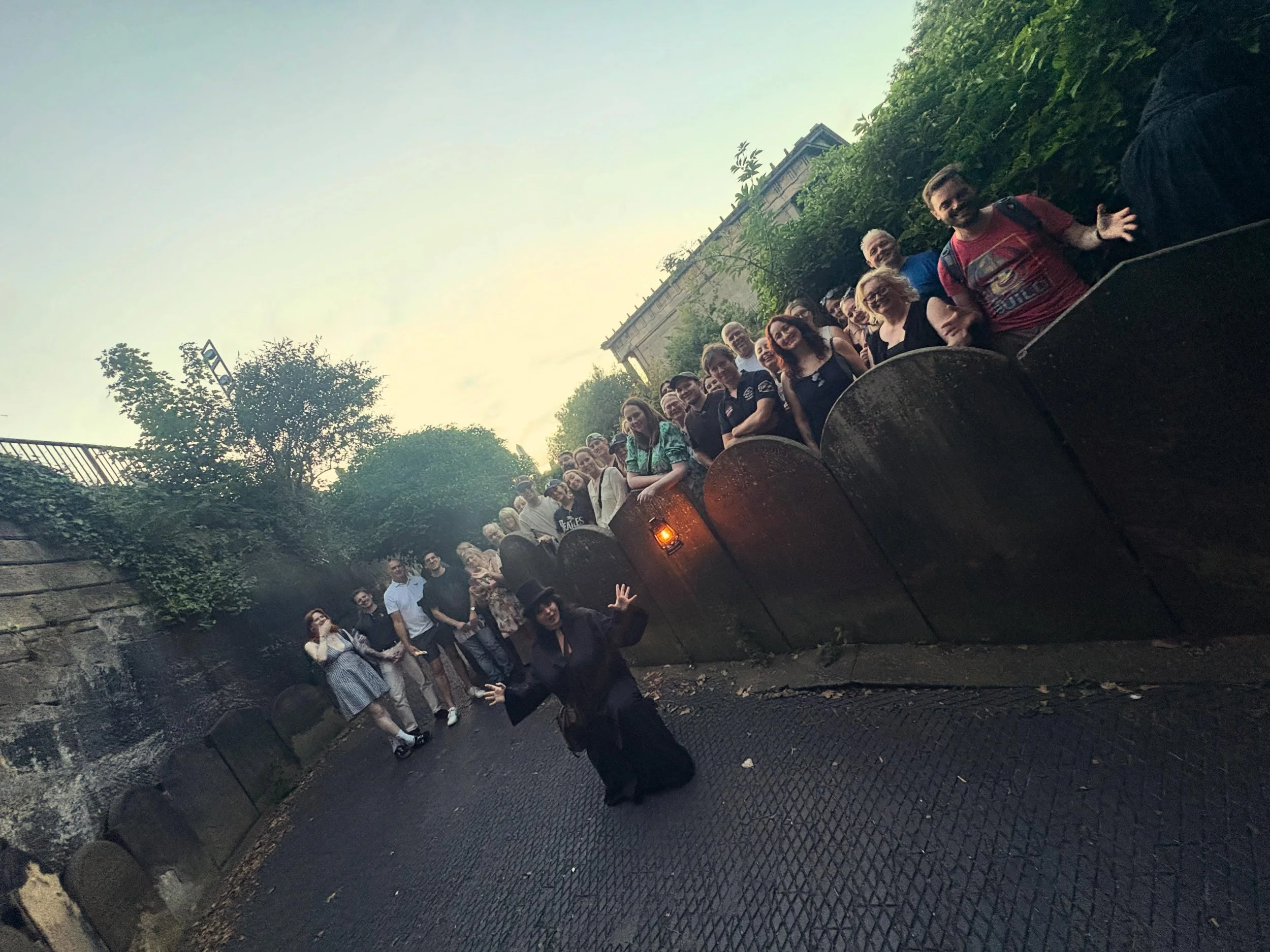 A boss balmy night with our new fiendish friends - Friday&rsquo;s Date with Fate 💀 

Shiverpool 🎩 Family Fun, Frights &amp; City Sights! A Fact-Filled, Nicely Chilled, 90-Minute Show! 

🎟️ BOOK DIRECT 20% off code &lsquo;Shiver&rsquo; Thurs-Sat
🌞