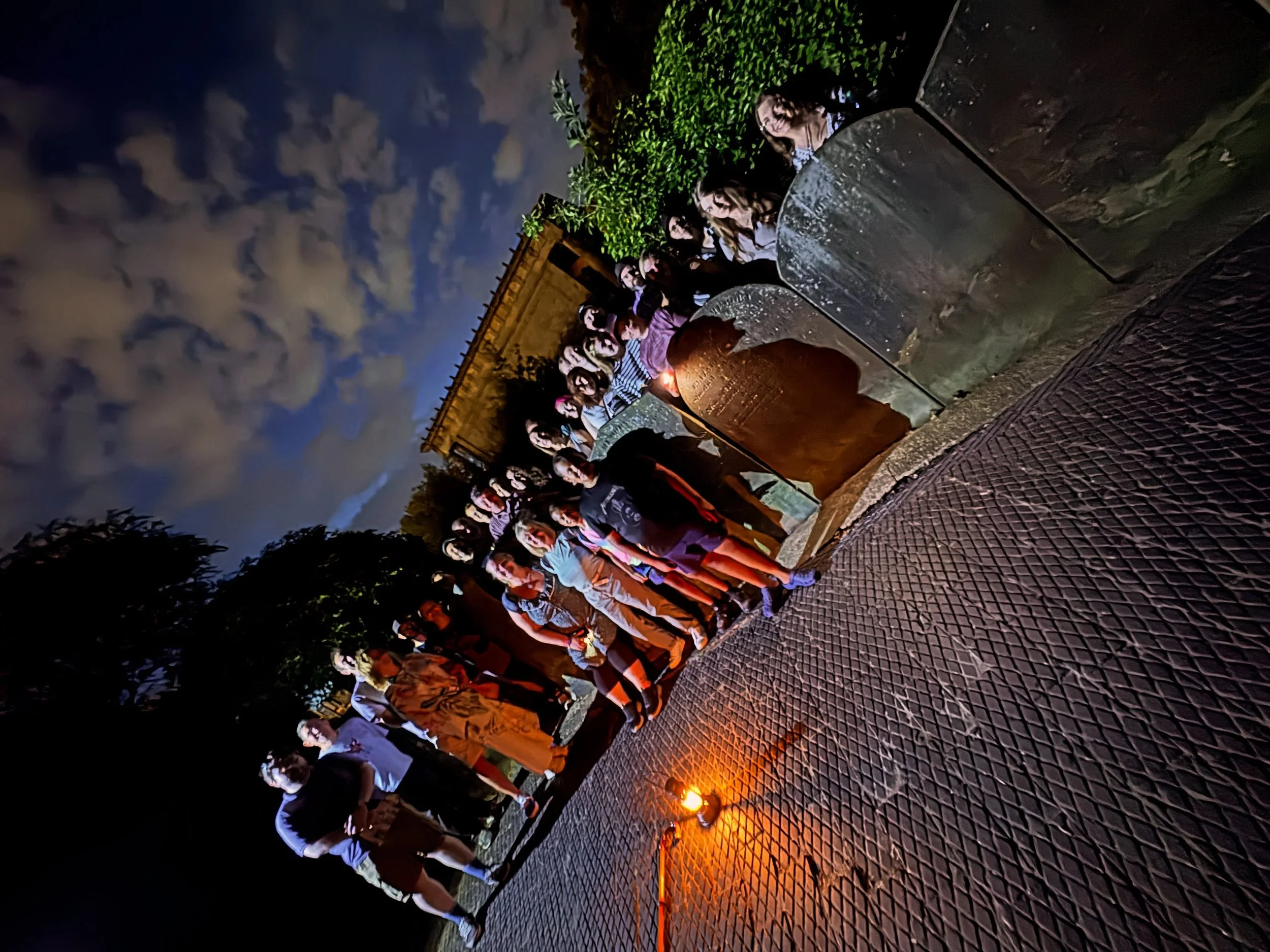 Last night was full of ghostly goings on 👻

Delivered the Shiver 🕯️ Thankyou all for joining us 🖤

Tours this week: 

🪦 Tonight Hope Street Shivers 19:00
🦇 Sat Hope Street Shivers 19:00
🪦 Sun Hope Street Shivers 19:00

The Summer Shivers with S