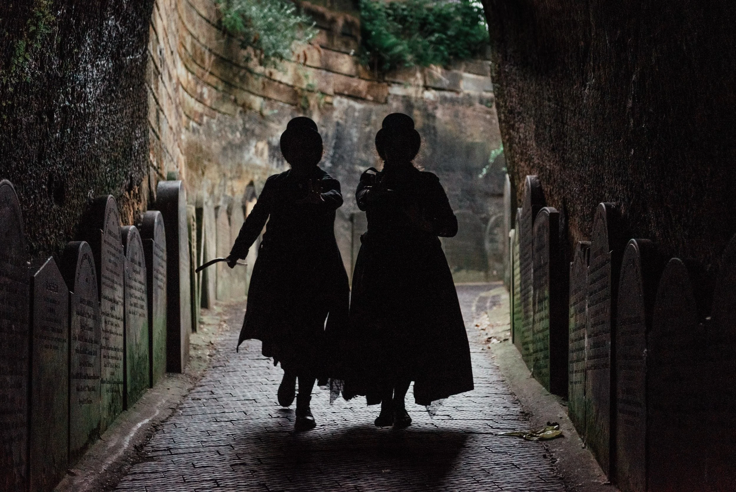 🦇 Announcing The SHIVERPOOL BAT WALK IN ST JAMES&rsquo; CEMETERY GARDEN 🦇 

🪦 Graveyard Things, 
💦 Legendary Springs &amp; 
🦇 Fluttering Wings

As dusk falls join Shiverpool for a special evening Bat Walk through one of Liverpool&rsquo;s most at