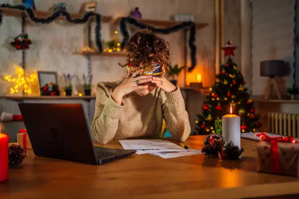 5 Effective Ways to Manage Holiday Stress and Protect Your Mental Health