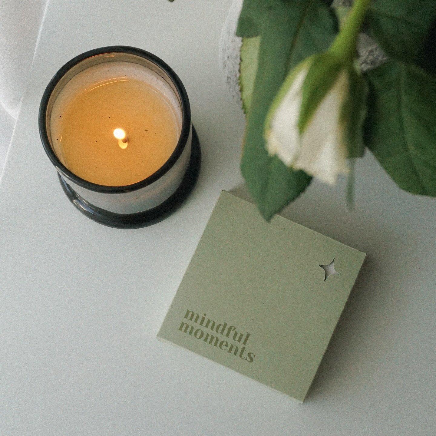 Finally happy to share with you an idea for a holiday season gift 💚

&ldquo;Mindful Moments&rdquo; is a set of 30 questions (one question per day for a month) designed to help you get to know yourself better.

♻️ The packaging and cards are made fro