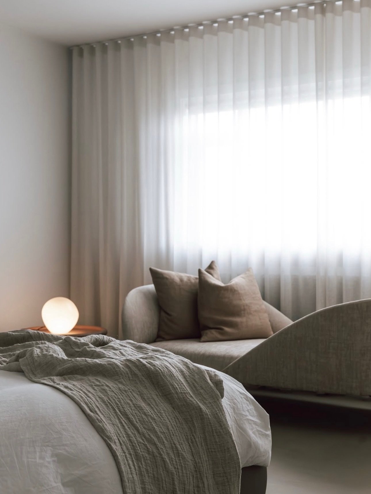 Okkur finnst alltaf jafn gaman a&eth; sj&aacute; hvernig gluggatj&ouml;ldin fr&aacute; okkur koma &uacute;t &aacute; ykkar heimilum ✨ Endilega haldi&eth; &aacute;fram a&eth; tagga okkur @skermir.