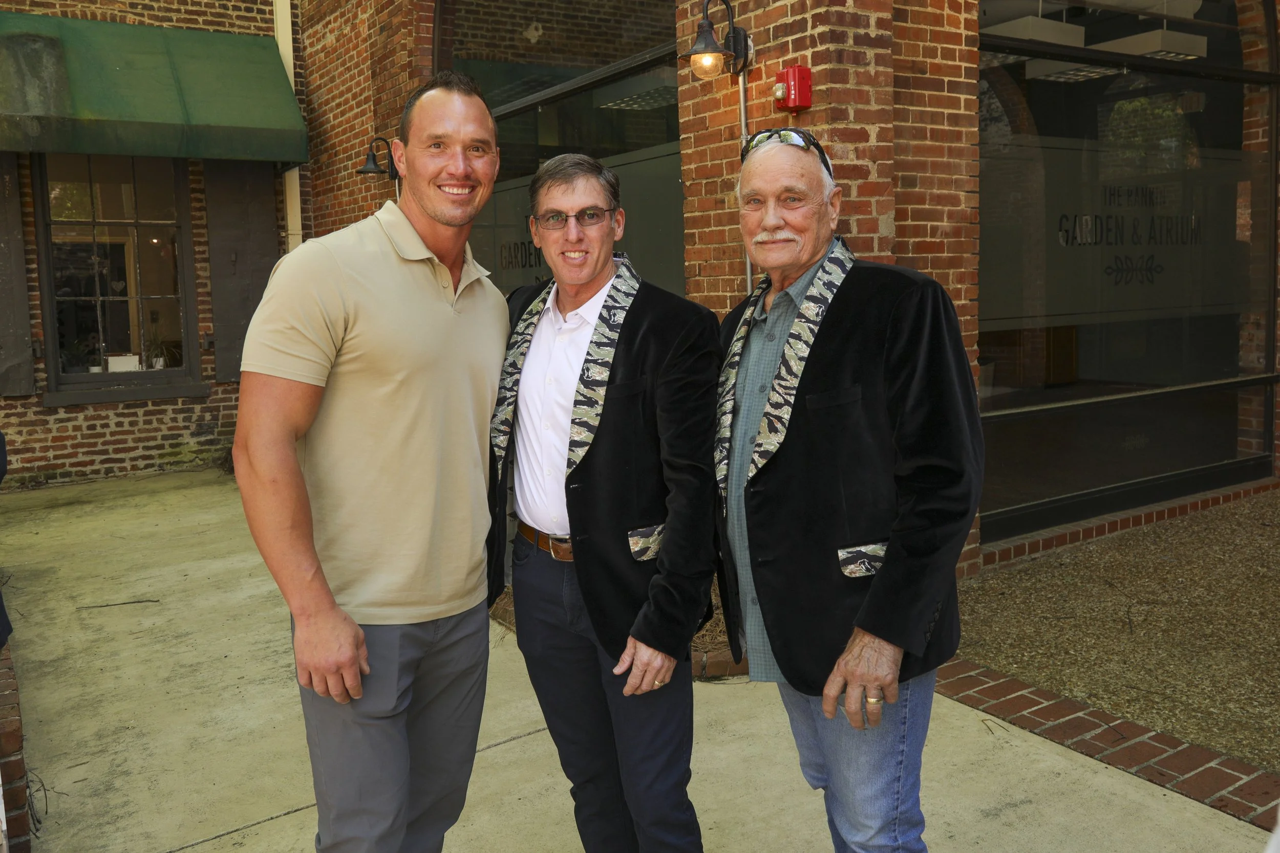 RLF_Camojacket_09APR26-004.JPG